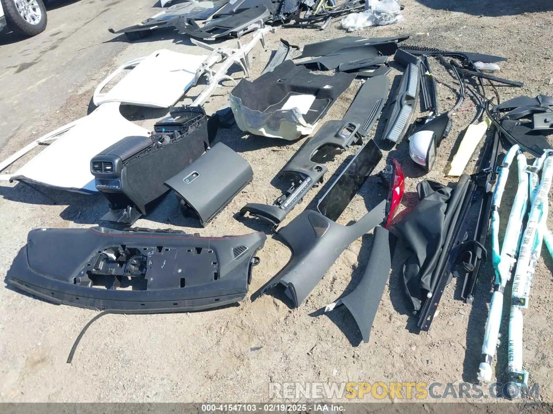 18 Фотография поврежденного автомобиля 4JGFB6BB6PA927381 MERCEDES-BENZ AMG GLE 53 2023