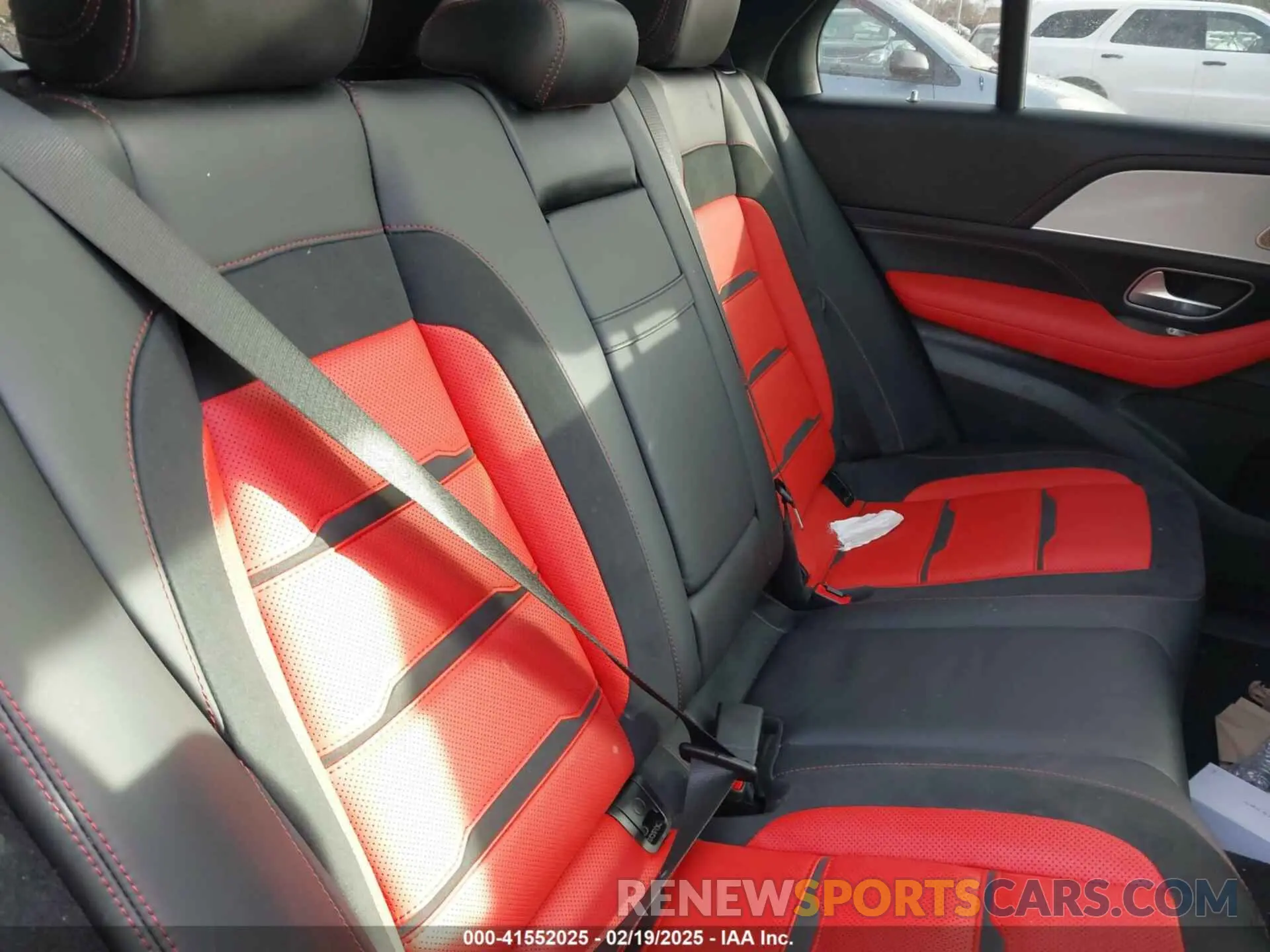 8 Photograph of a damaged car 4JGFB6BB3RA999951 MERCEDES-BENZ AMG GLE 53 2024