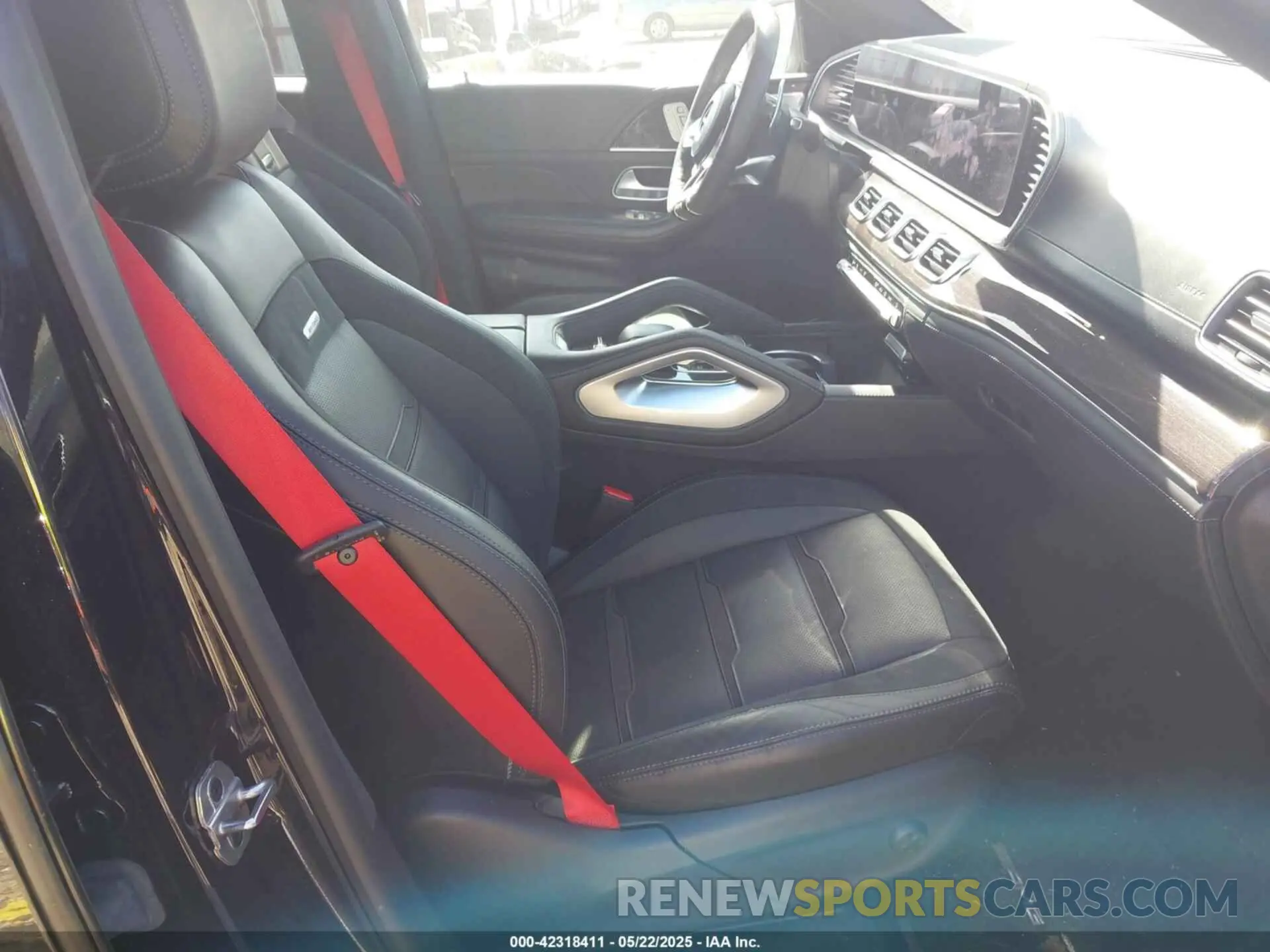 5 Photograph of a damaged car 4JGFD6BB3MA503971 MERCEDES-BENZ AMG GLE 53 COUPE 2021