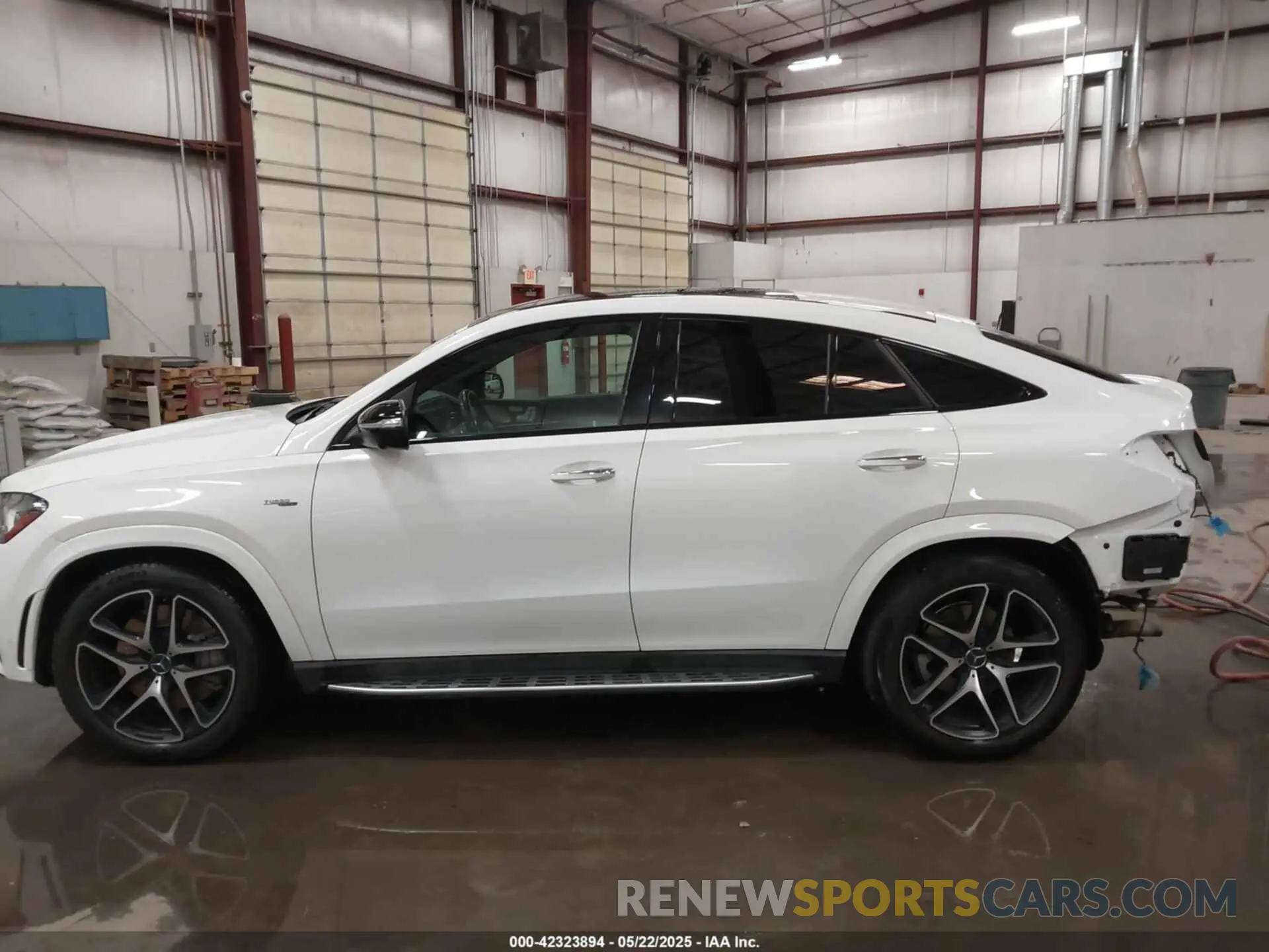 15 Photograph of a damaged car 4JGFD6BBXNA831650 MERCEDES-BENZ AMG GLE 53 COUPE 2022