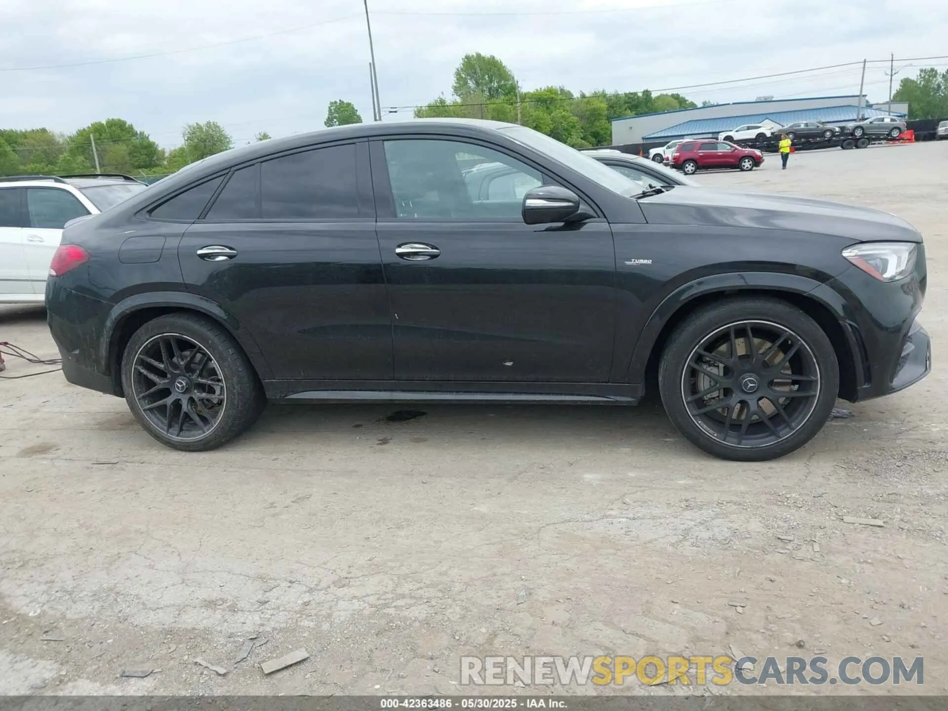 13 Photograph of a damaged car 4JGFD6BB7PA835822 MERCEDES-BENZ AMG GLE 53 COUPE 2023