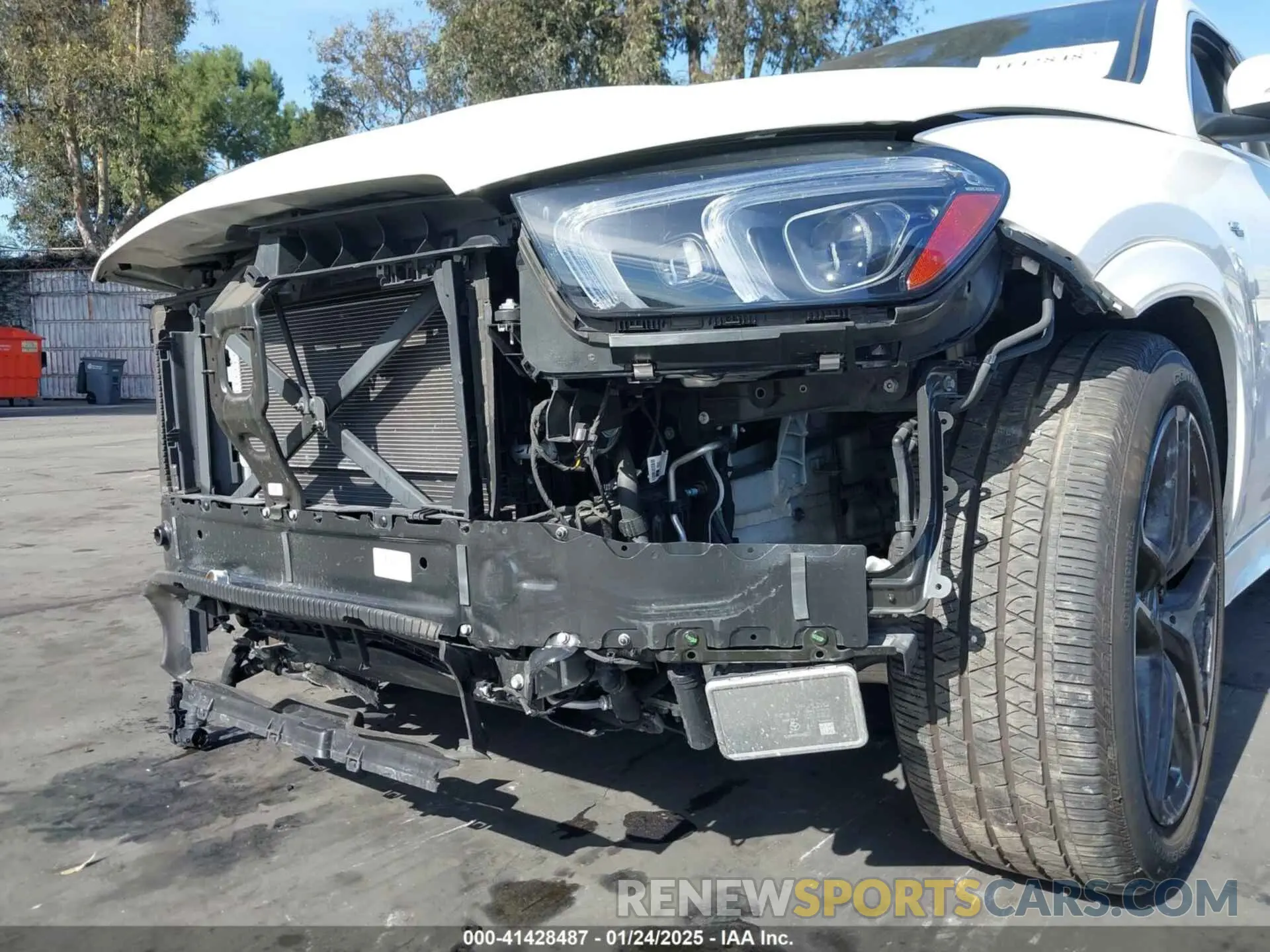 17 Photograph of a damaged car 4JGFD6BB8PA893843 MERCEDES-BENZ AMG GLE 53 COUPE 2023