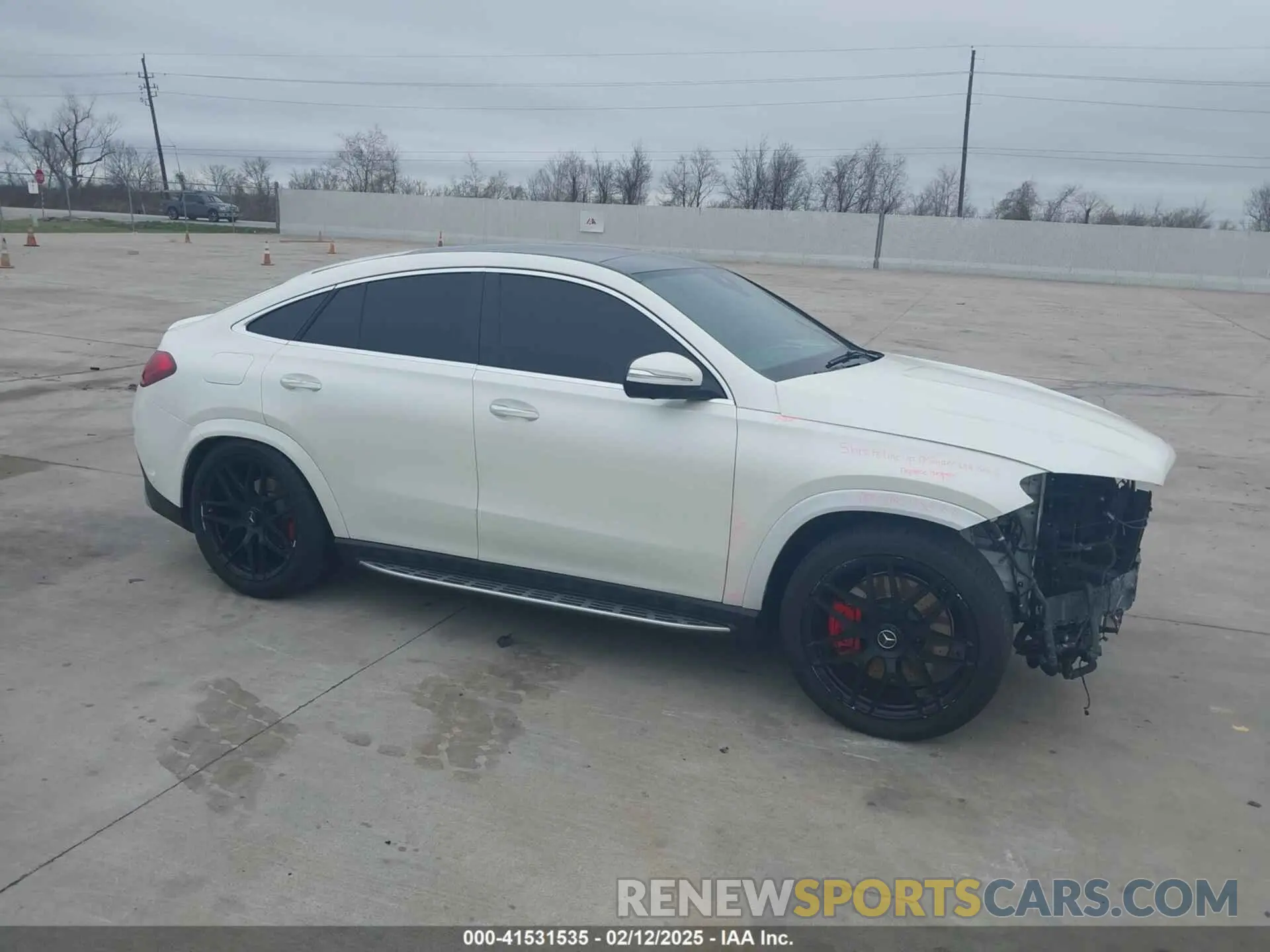 14 Photograph of a damaged car 4JGFD6BB9PA882074 MERCEDES-BENZ AMG GLE 53 COUPE 2023