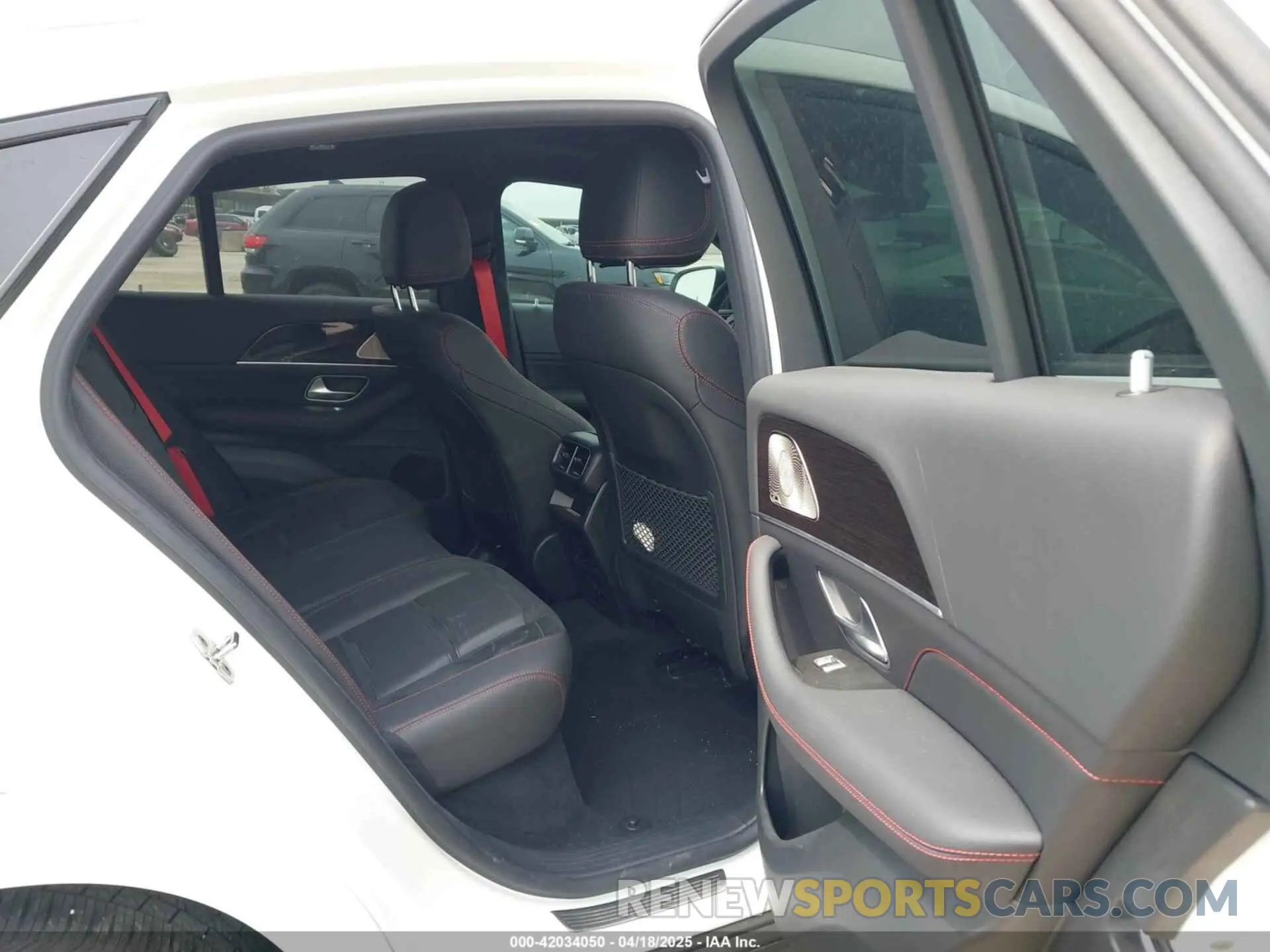 8 Photograph of a damaged car 4JGFD6BBXPA835314 MERCEDES-BENZ AMG GLE 53 COUPE 2023
