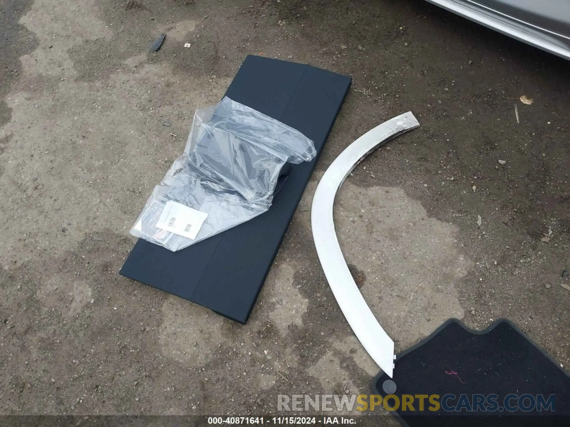 12 Photograph of a damaged car 4JGFD6BB9RB219682 MERCEDES-BENZ AMG GLE 53 COUPE 2024