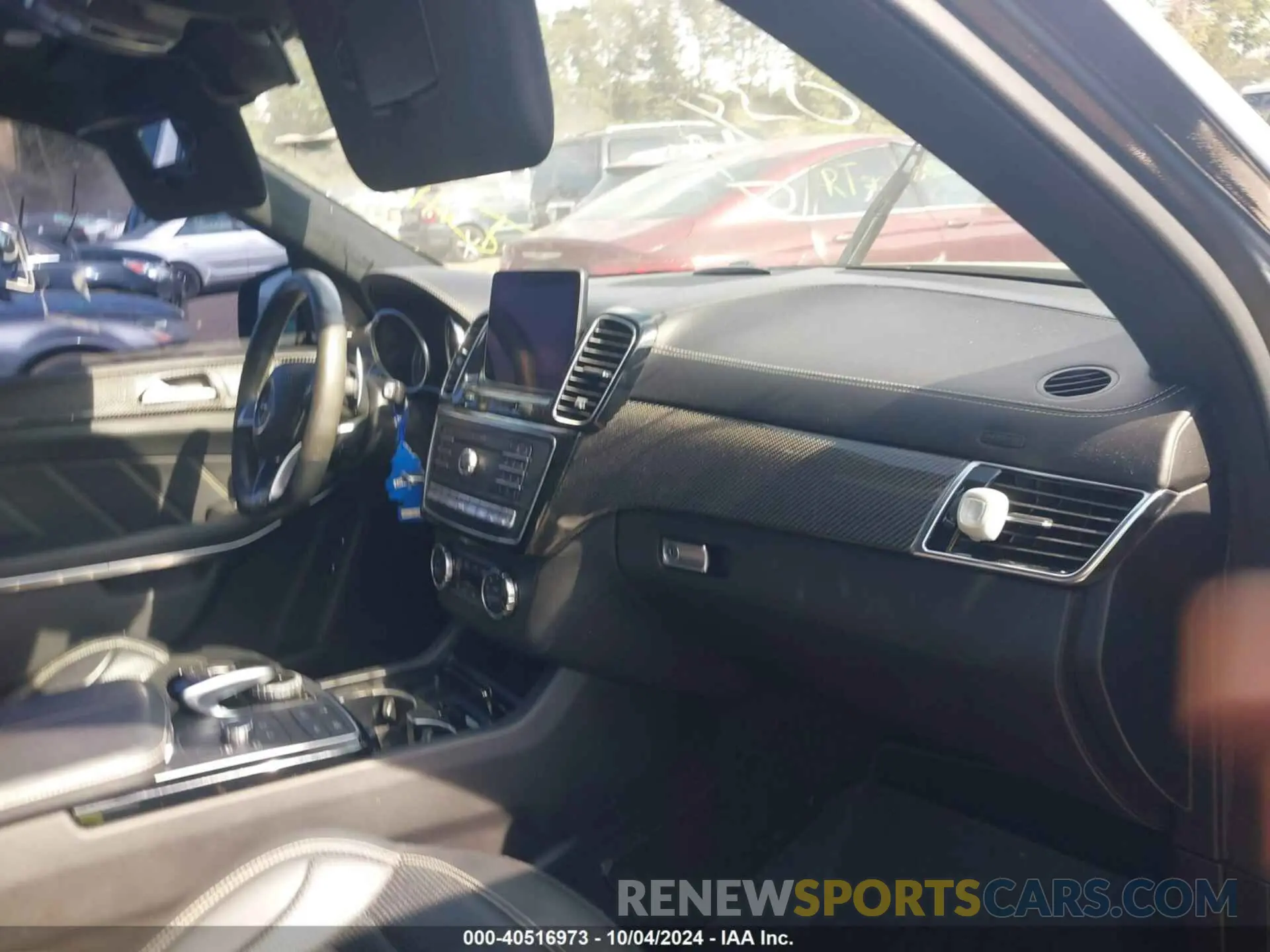5 Photograph of a damaged car 4JGDF7FE4KB314085 MERCEDES-BENZ AMG GLS 63 2019