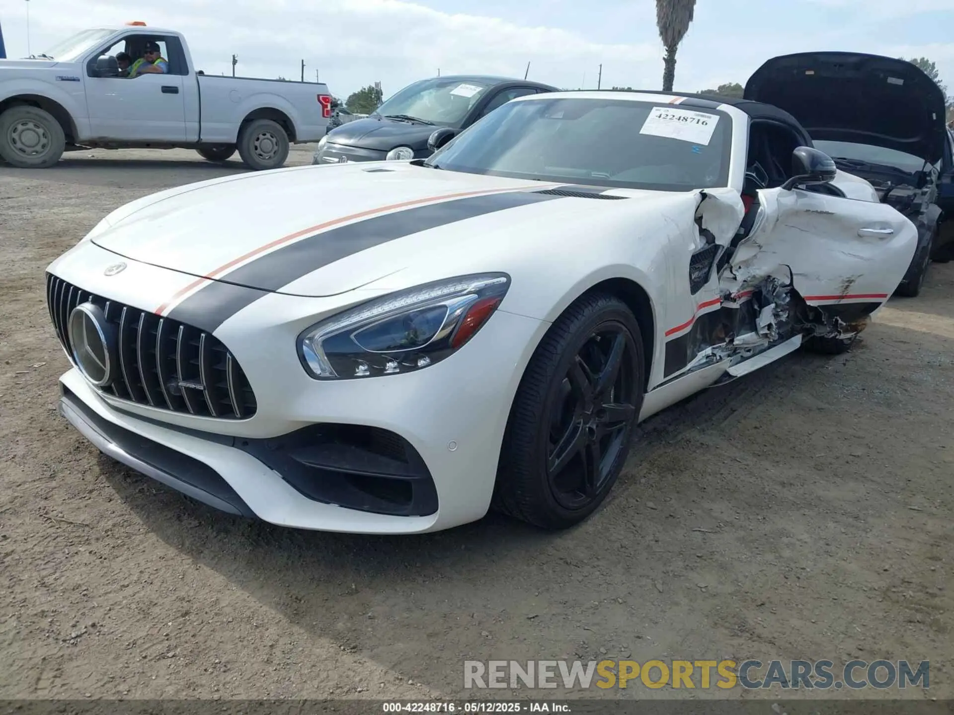 2 Photograph of a damaged car WDDYK7HA8KA024178 MERCEDES-BENZ AMG GT 2019