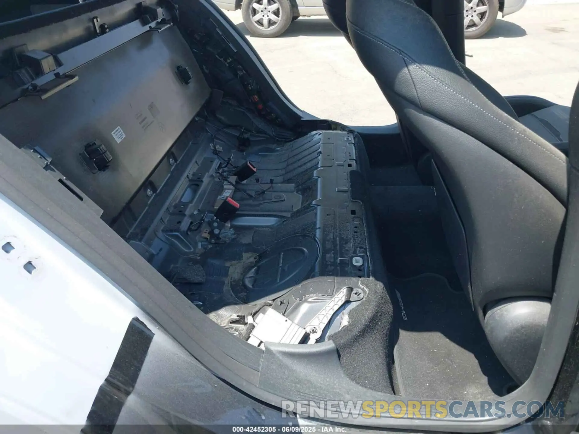 8 Photograph of a damaged car W1K7X5KB2MA036378 MERCEDES-BENZ AMG GT 43 4-DOOR COUPE 2021