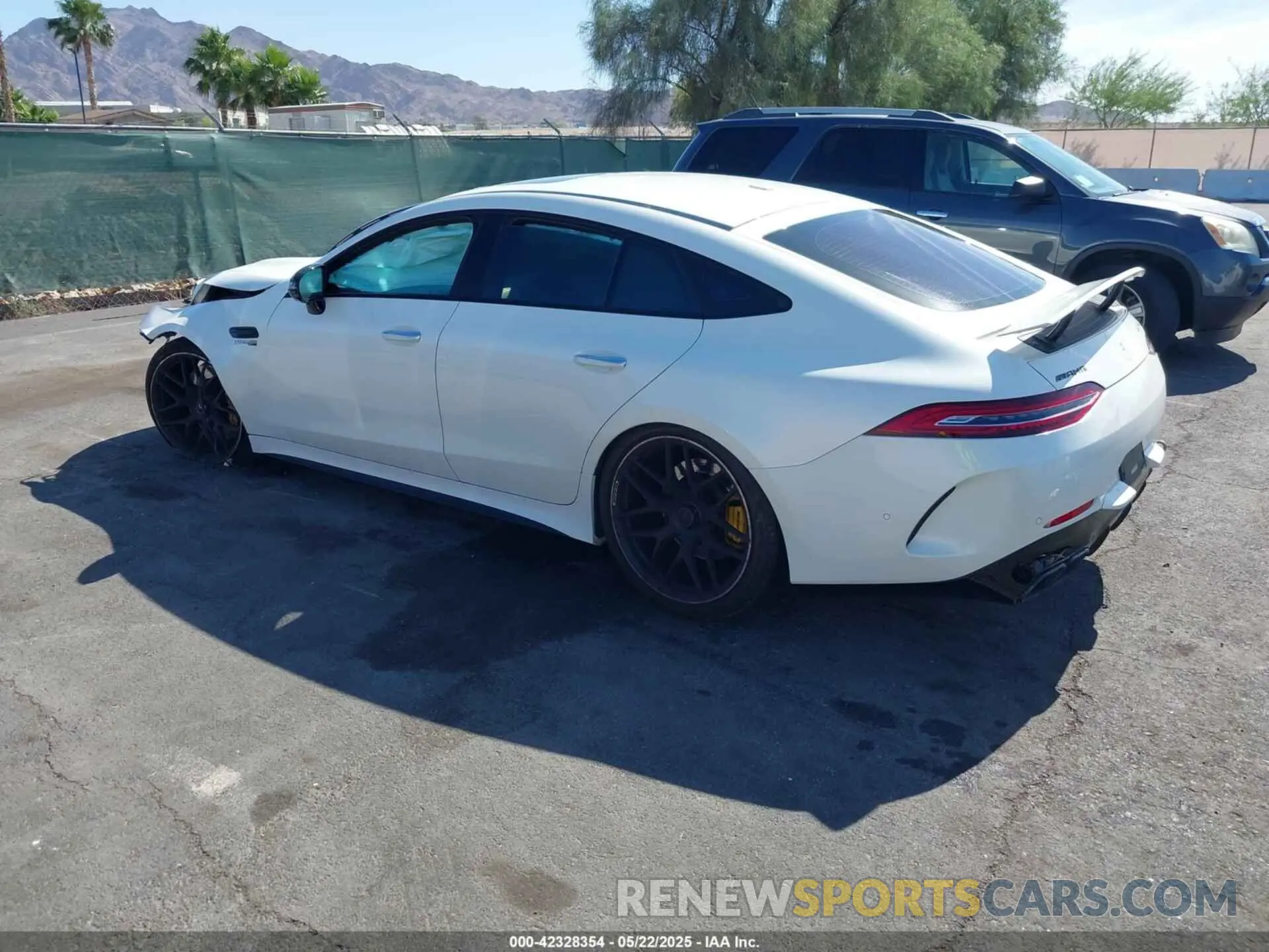 3 Photograph of a damaged car WDD7X8KB5KA001364 MERCEDES-BENZ AMG GT 63 4-DOOR COUPE 2019
