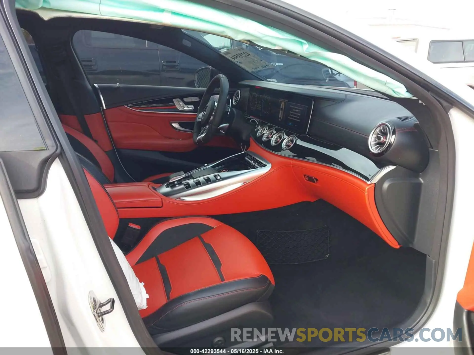 5 Фотография поврежденного автомобиля WDD7X8KB3LA014583 MERCEDES-BENZ AMG GT 63 4-DOOR COUPE 2020
