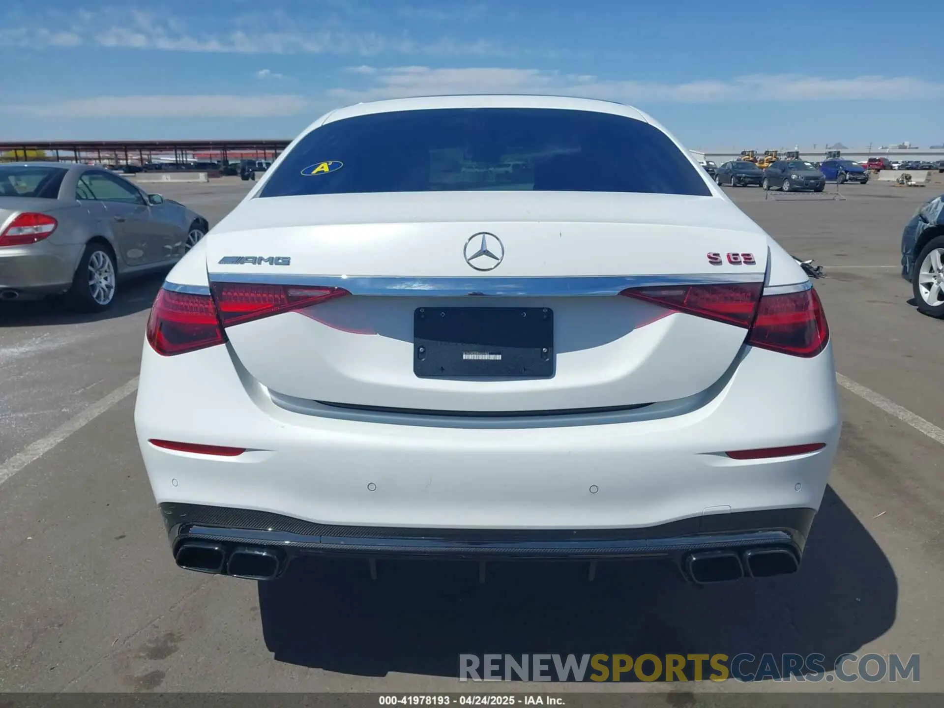 17 Photograph of a damaged car W1K6G8CB3RA269463 MERCEDES-BENZ AMG S 63 E 2024