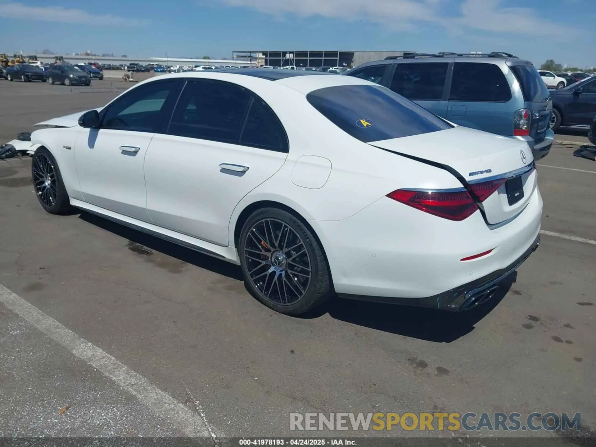 3 Photograph of a damaged car W1K6G8CB3RA269463 MERCEDES-BENZ AMG S 63 E 2024