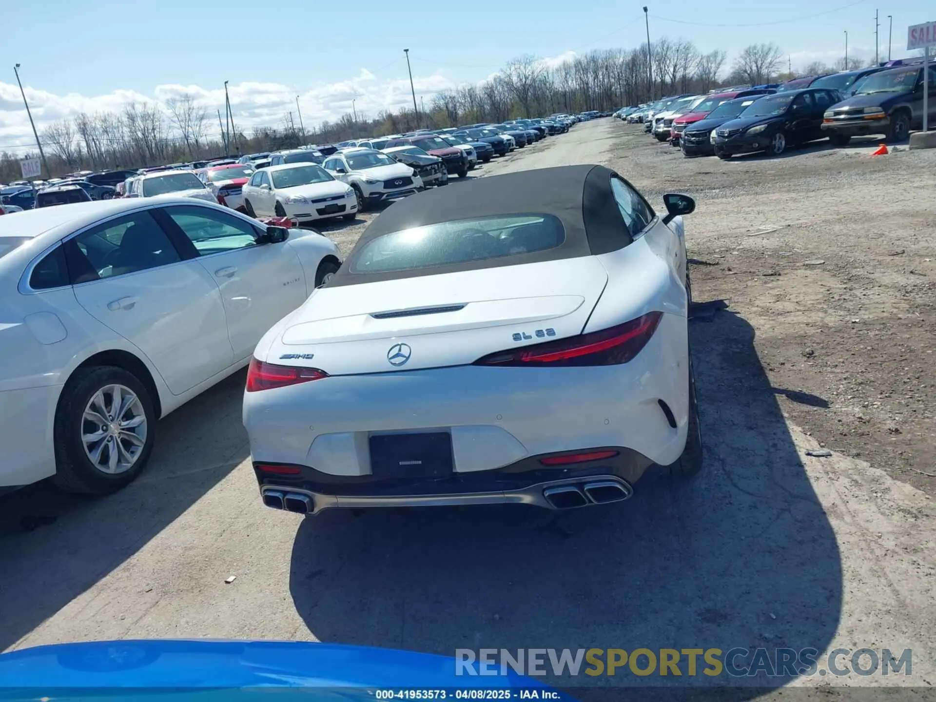 17 Photograph of a damaged car W1KVK8BB3PF014565 MERCEDES-BENZ AMG SL 63 2023
