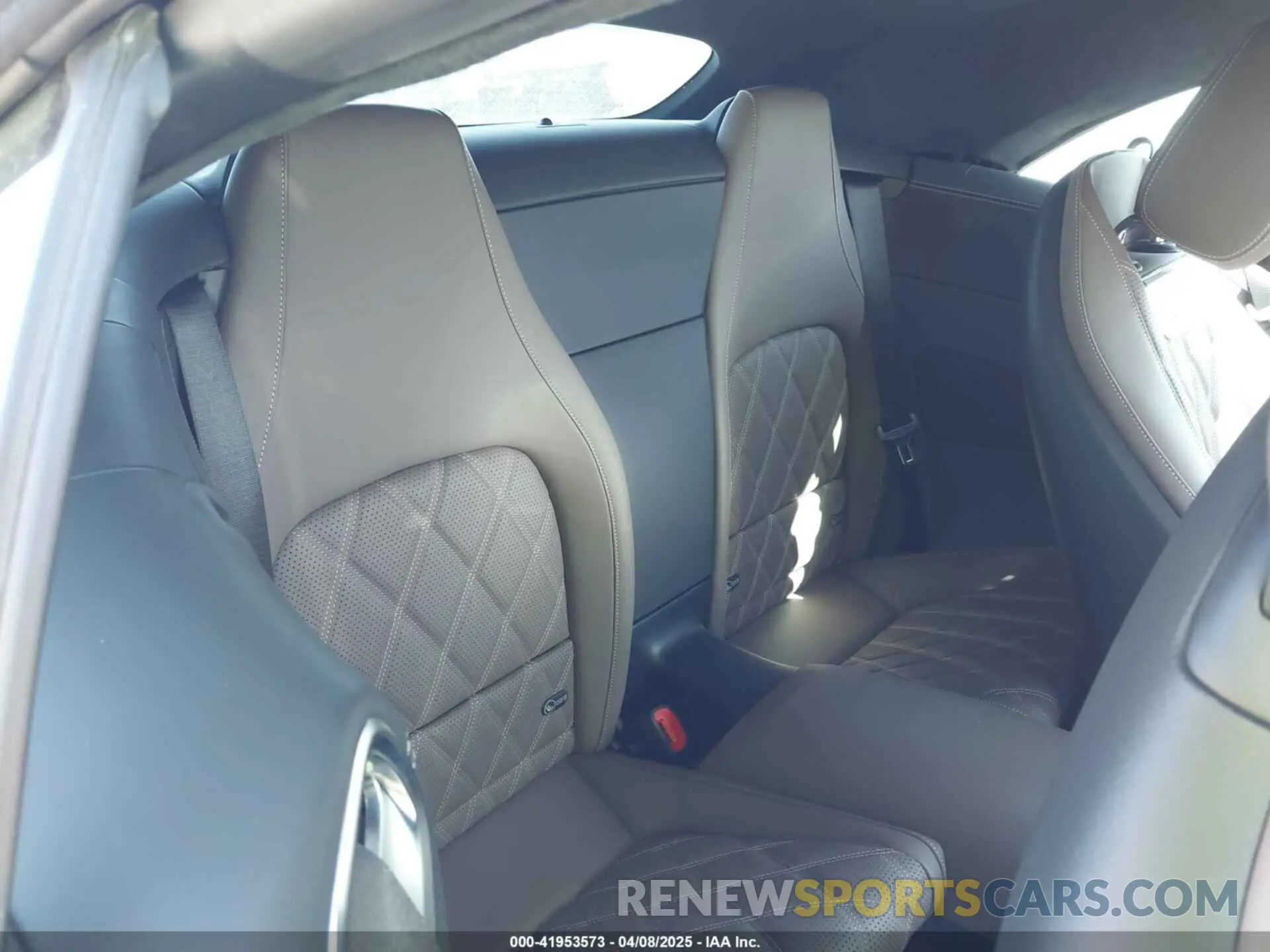 8 Photograph of a damaged car W1KVK8BB3PF014565 MERCEDES-BENZ AMG SL 63 2023