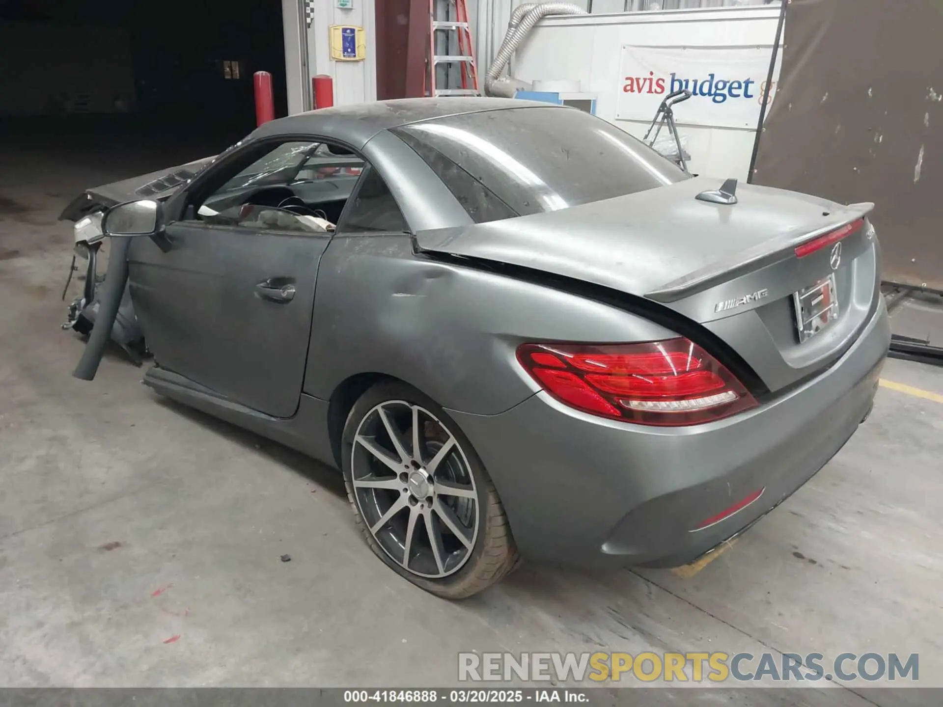 3 Photograph of a damaged car WDDPK6GA0LF167413 MERCEDES-BENZ AMG SLC 43 2020