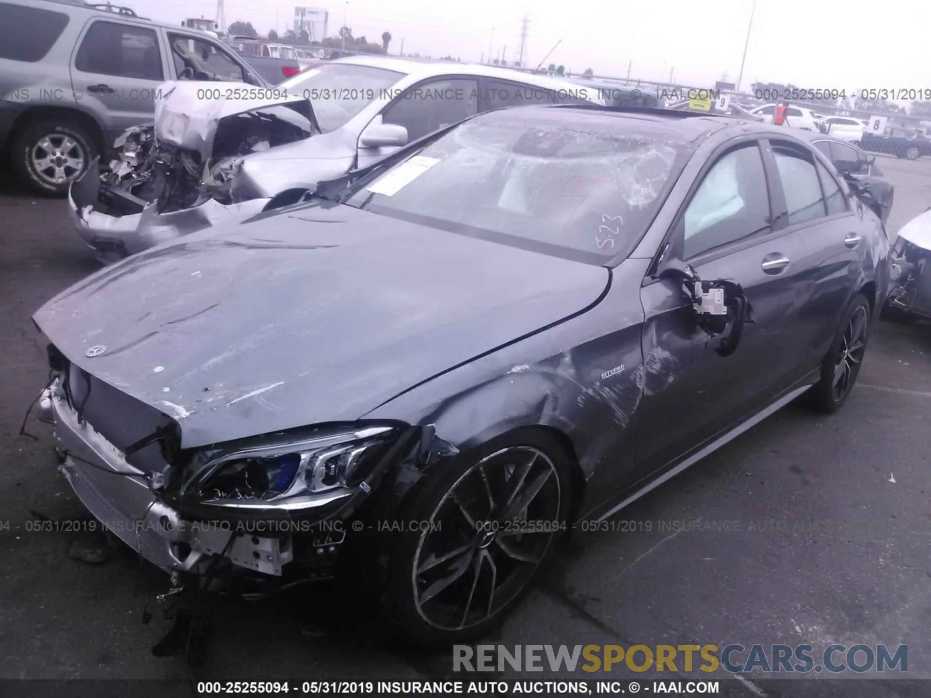 2 Photograph of a damaged car 55SWF6EB2KU317500 MERCEDES-BENZ C 2019