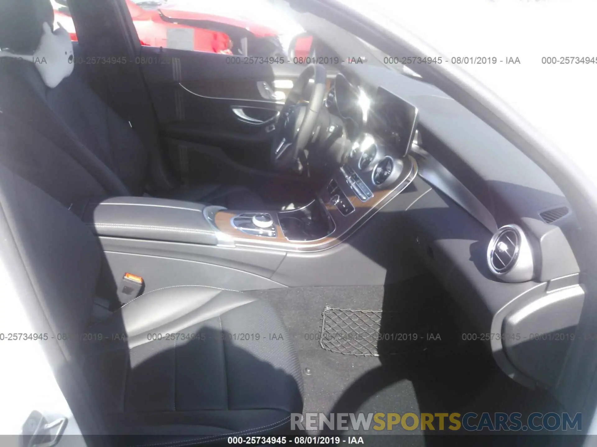 5 Photograph of a damaged car 55SWF8DB4KU318113 MERCEDES-BENZ C 2019