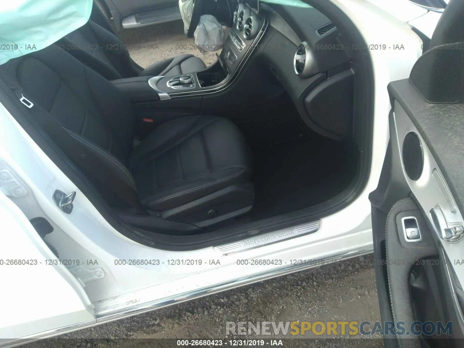 5 Photograph of a damaged car 55SWF8DB5KU302468 MERCEDES-BENZ C 2019