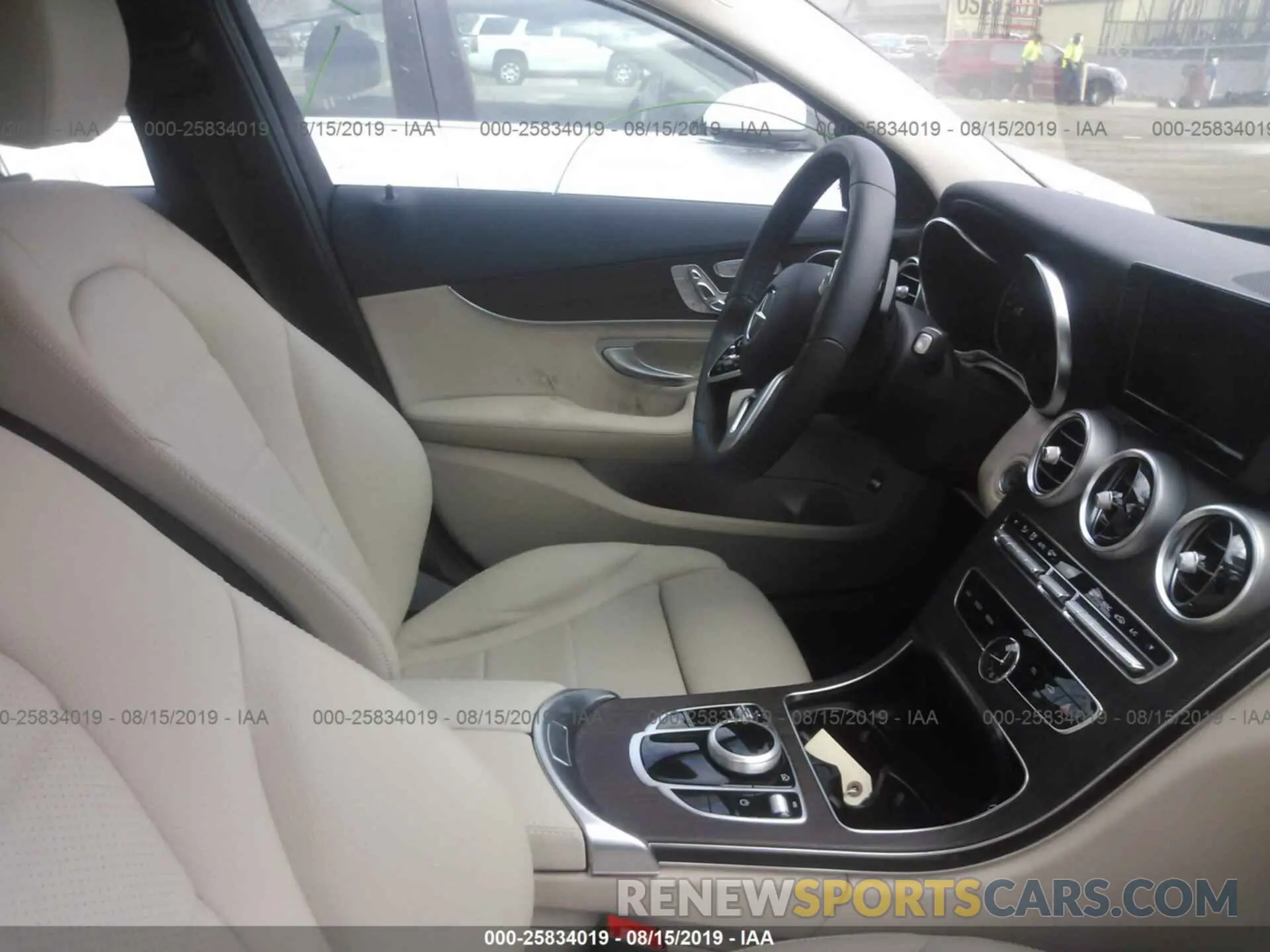 5 Photograph of a damaged car 55SWF8EB7KU290774 MERCEDES-BENZ C 2019