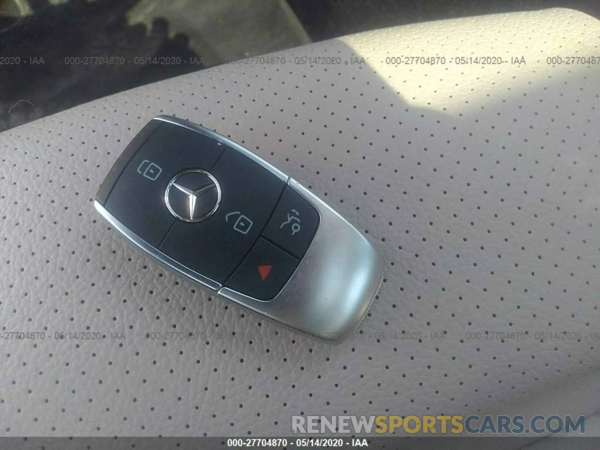 11 Photograph of a damaged car 55SWF8EB8KU284904 MERCEDES-BENZ C 2019