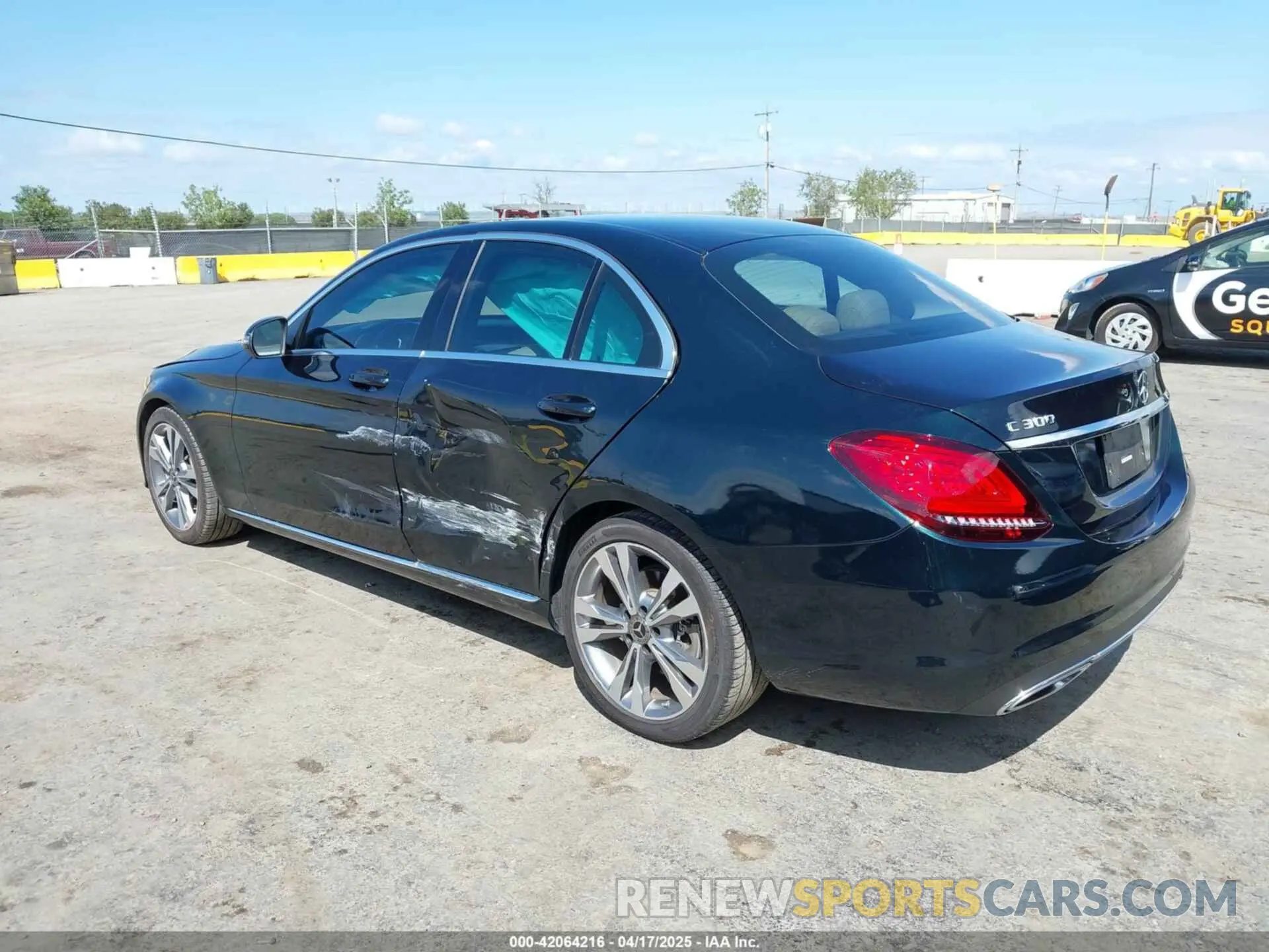 3 Photograph of a damaged car 55SWF8DB0KU307190 MERCEDES-BENZ C 300 2019