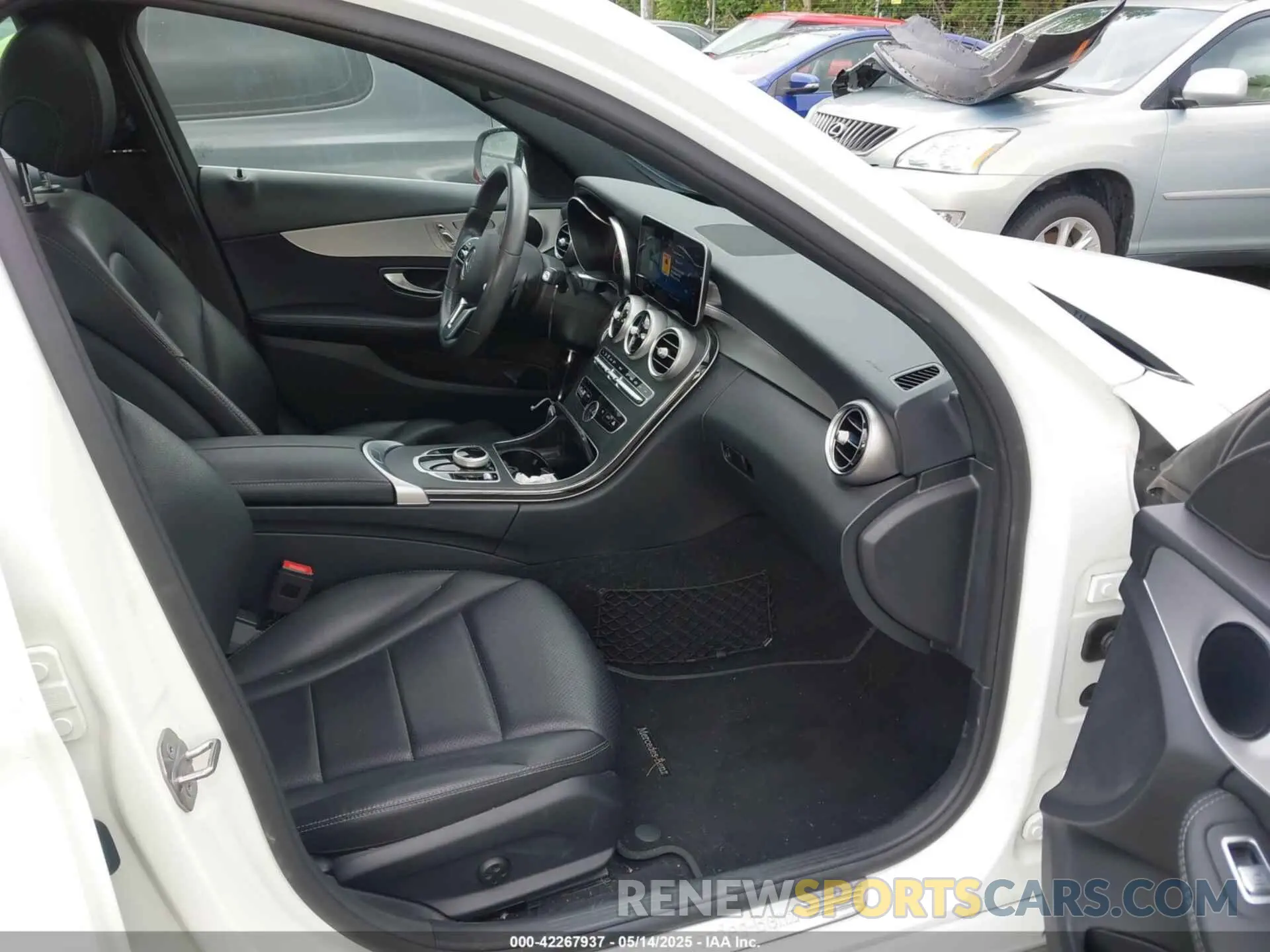 5 Photograph of a damaged car 55SWF8DB1KU285801 MERCEDES-BENZ C 300 2019