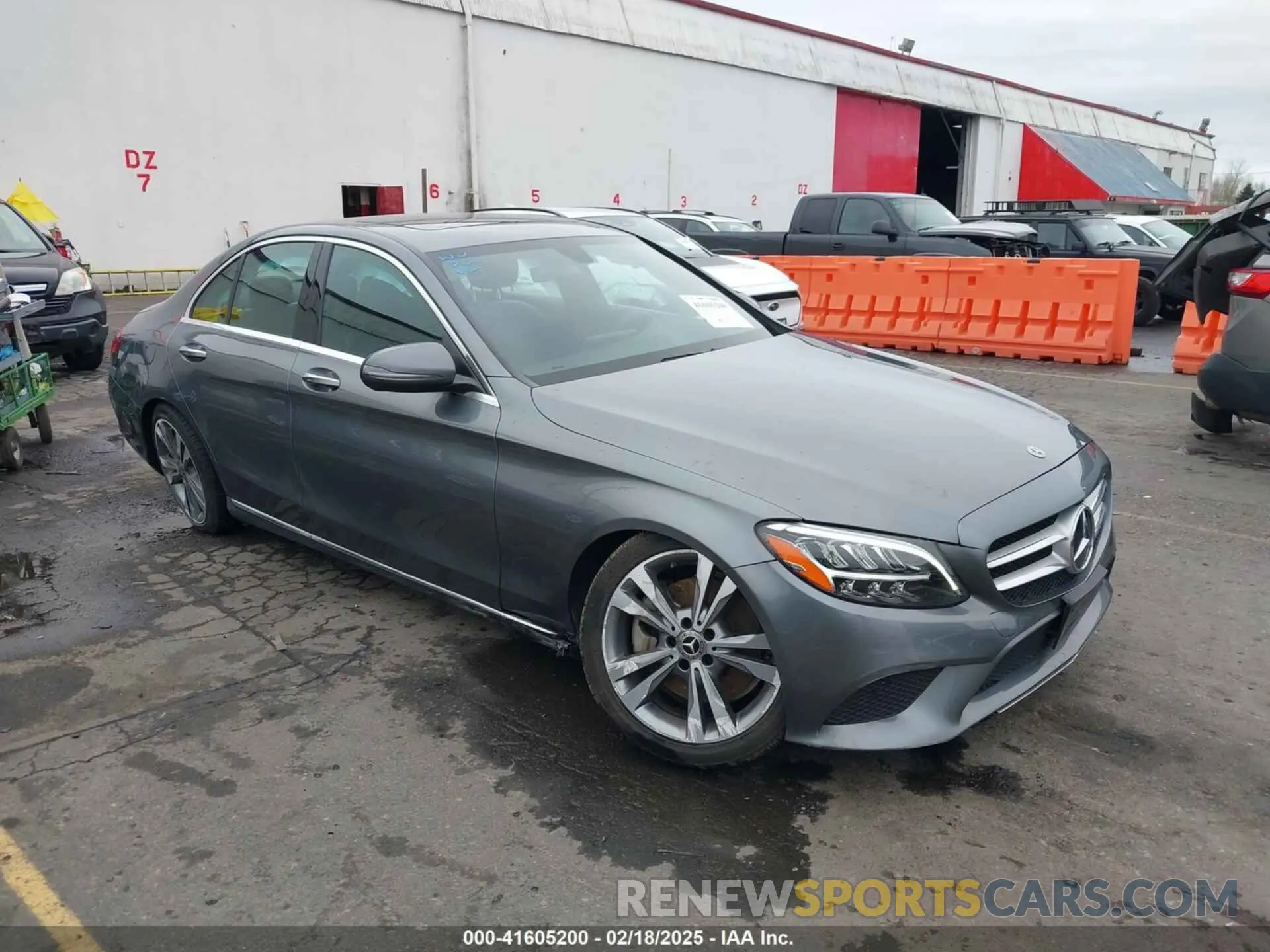 6 Photograph of a damaged car 55SWF8DB1KU302080 MERCEDES-BENZ C 300 2019