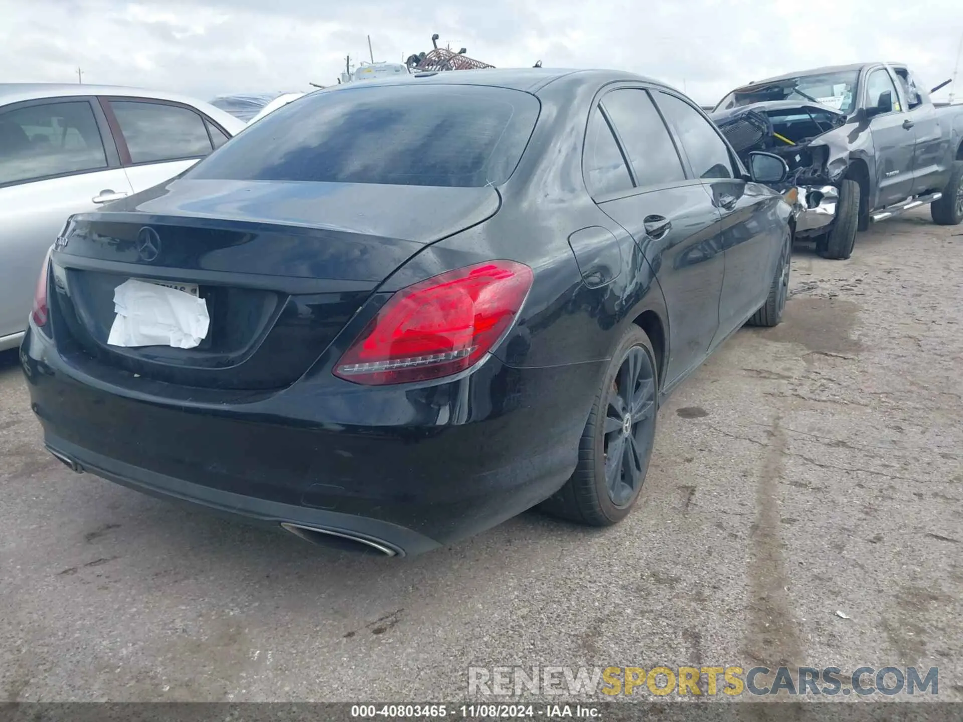 4 Photograph of a damaged car 55SWF8DB1KU311166 MERCEDES-BENZ C 300 2019