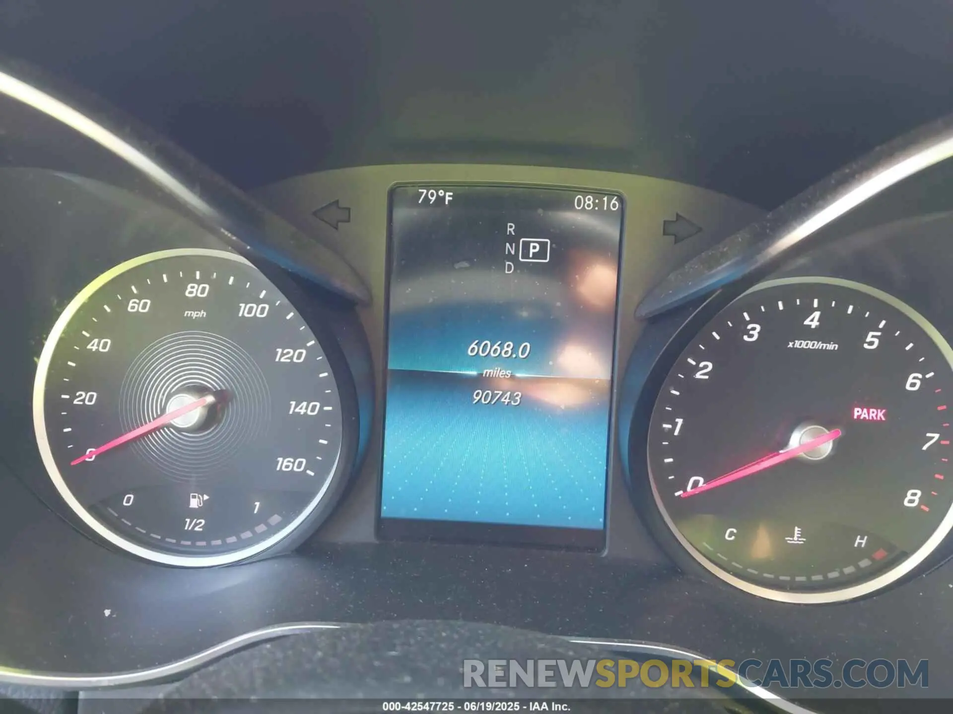 7 Photograph of a damaged car 55SWF8DB1KU318960 MERCEDES-BENZ C 300 2019