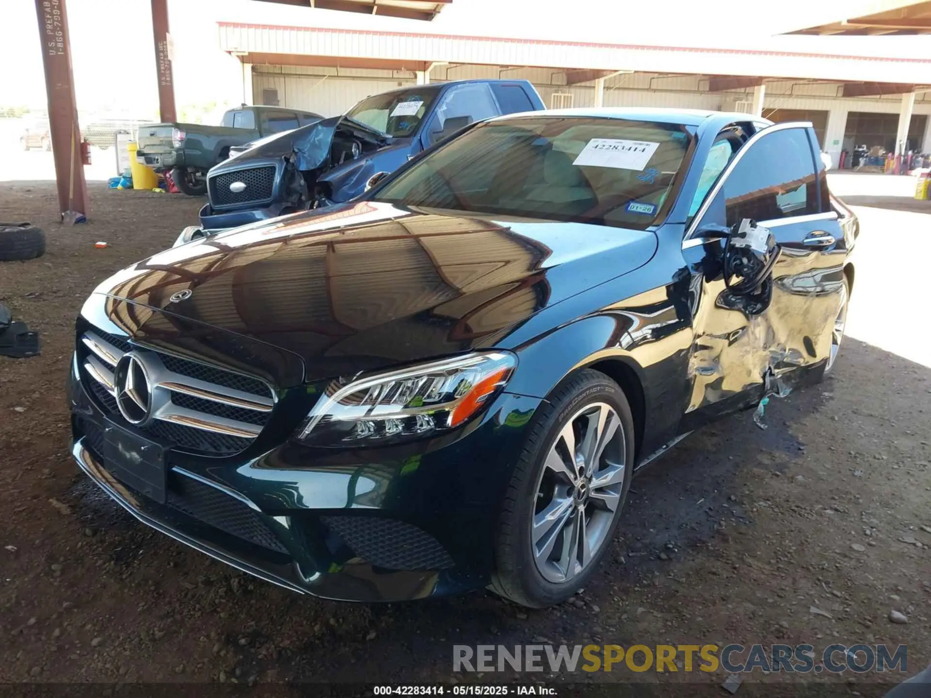 2 Photograph of a damaged car 55SWF8DB2KU297097 MERCEDES-BENZ C 300 2019