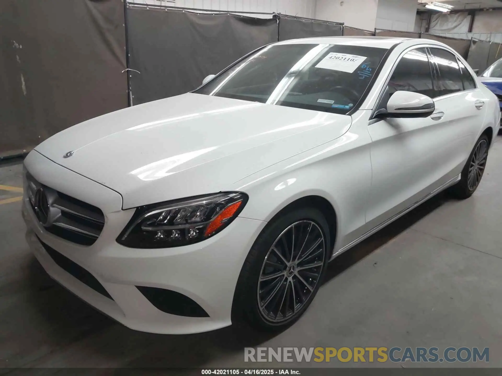 2 Photograph of a damaged car 55SWF8DB2KU304288 MERCEDES-BENZ C 300 2019
