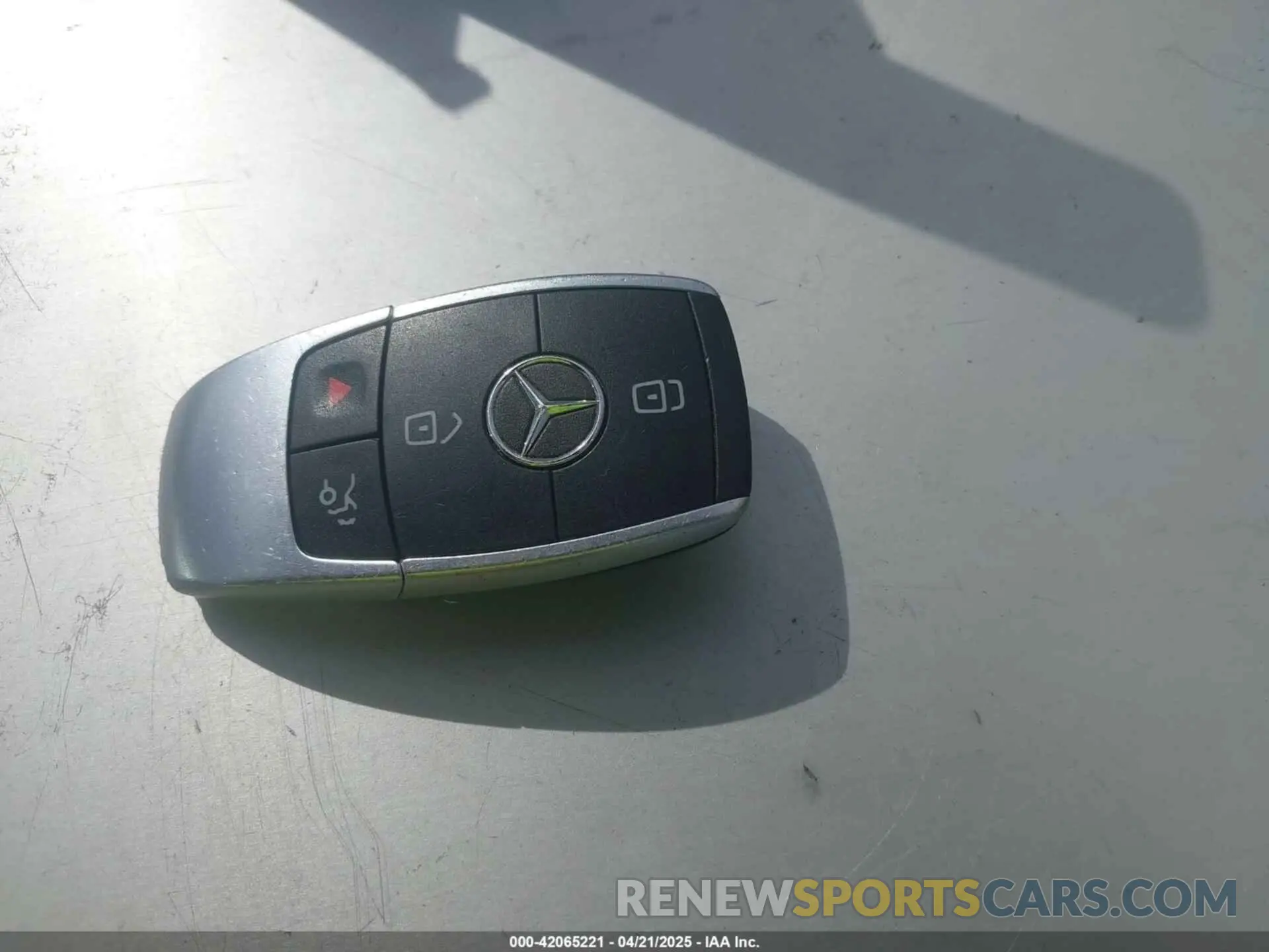 11 Photograph of a damaged car 55SWF8DB3KU295407 MERCEDES-BENZ C 300 2019