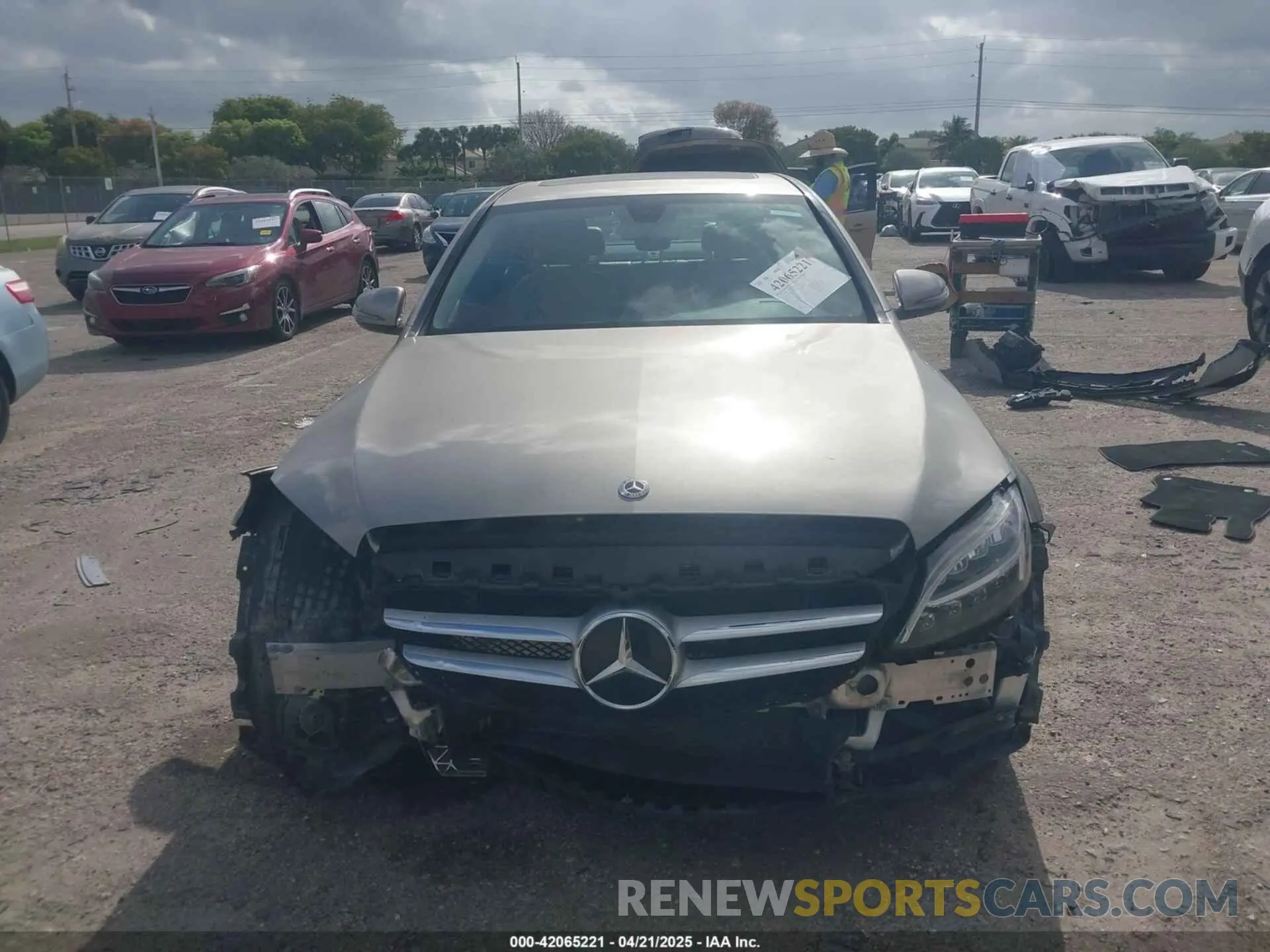 13 Photograph of a damaged car 55SWF8DB3KU295407 MERCEDES-BENZ C 300 2019