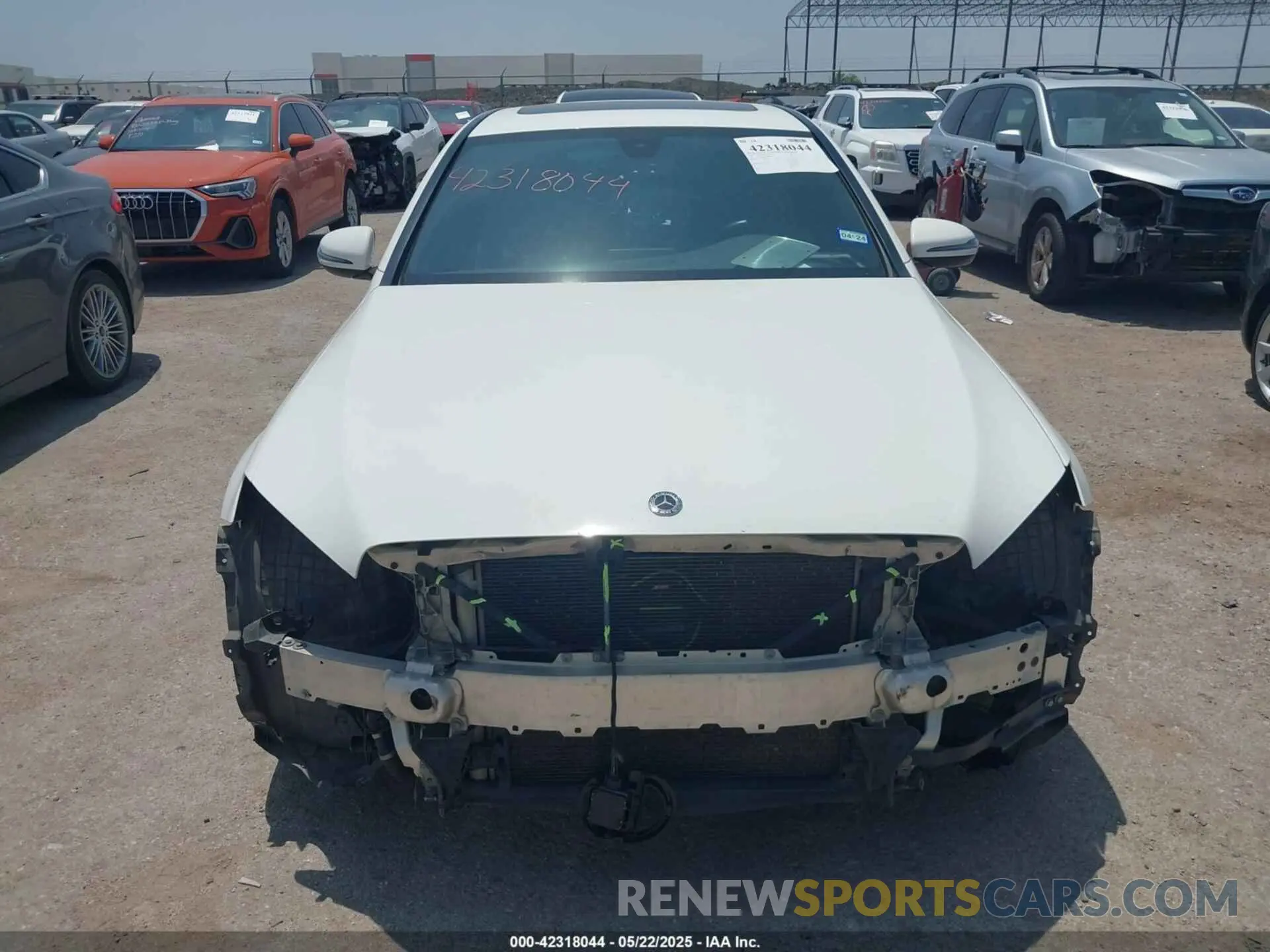 12 Фотография поврежденного автомобиля 55SWF8DB3KU304610 MERCEDES-BENZ C 300 2019