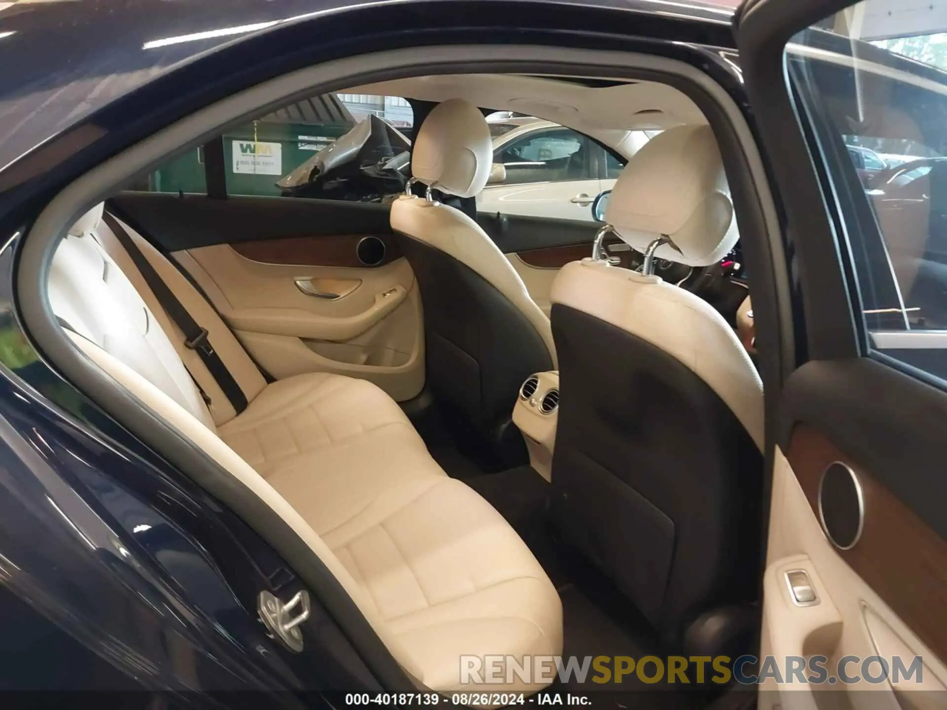 8 Photograph of a damaged car 55SWF8DB3KU314764 MERCEDES-BENZ C 300 2019