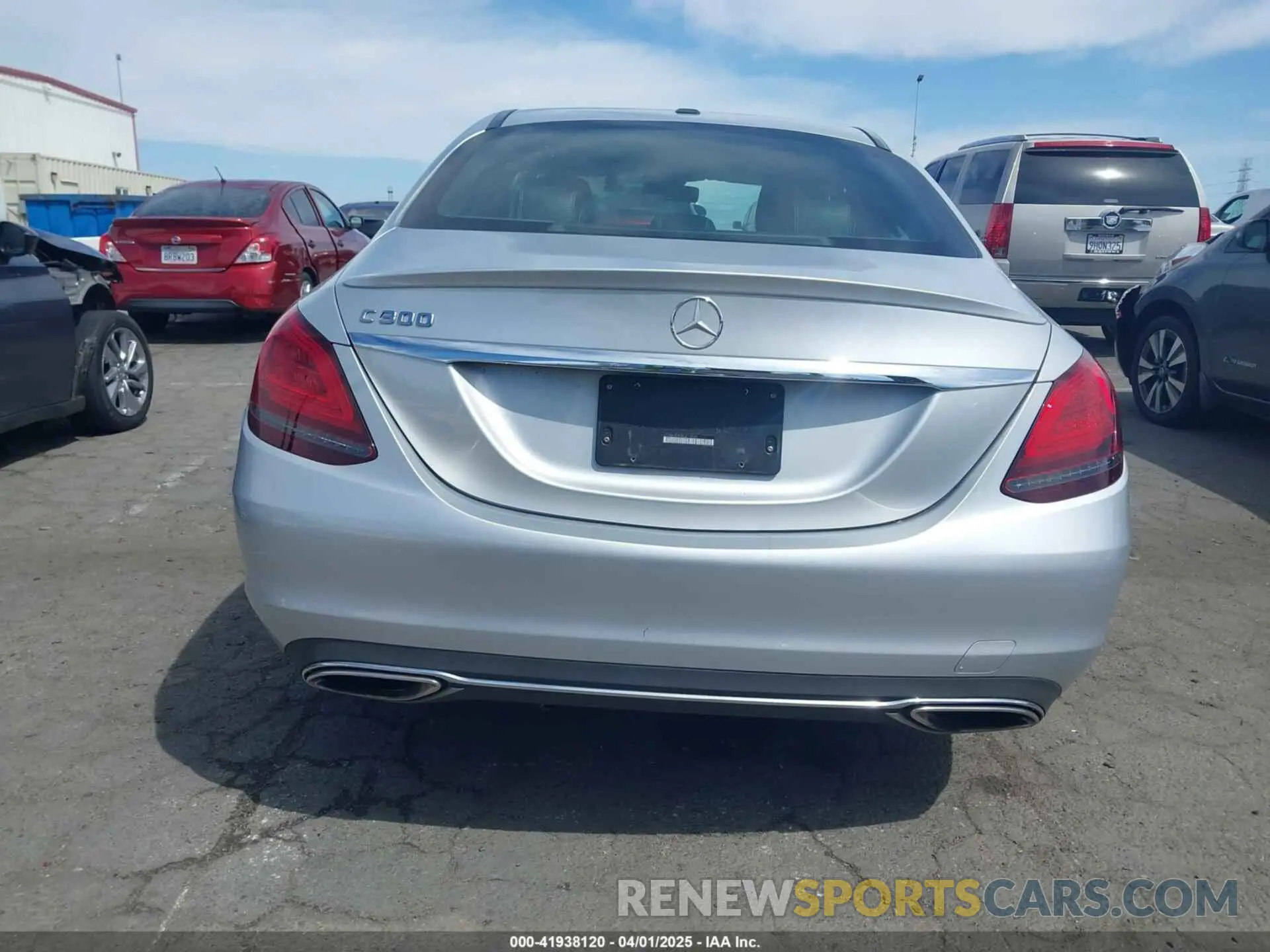 15 Фотография поврежденного автомобиля 55SWF8DB3KU319429 MERCEDES-BENZ C 300 2019