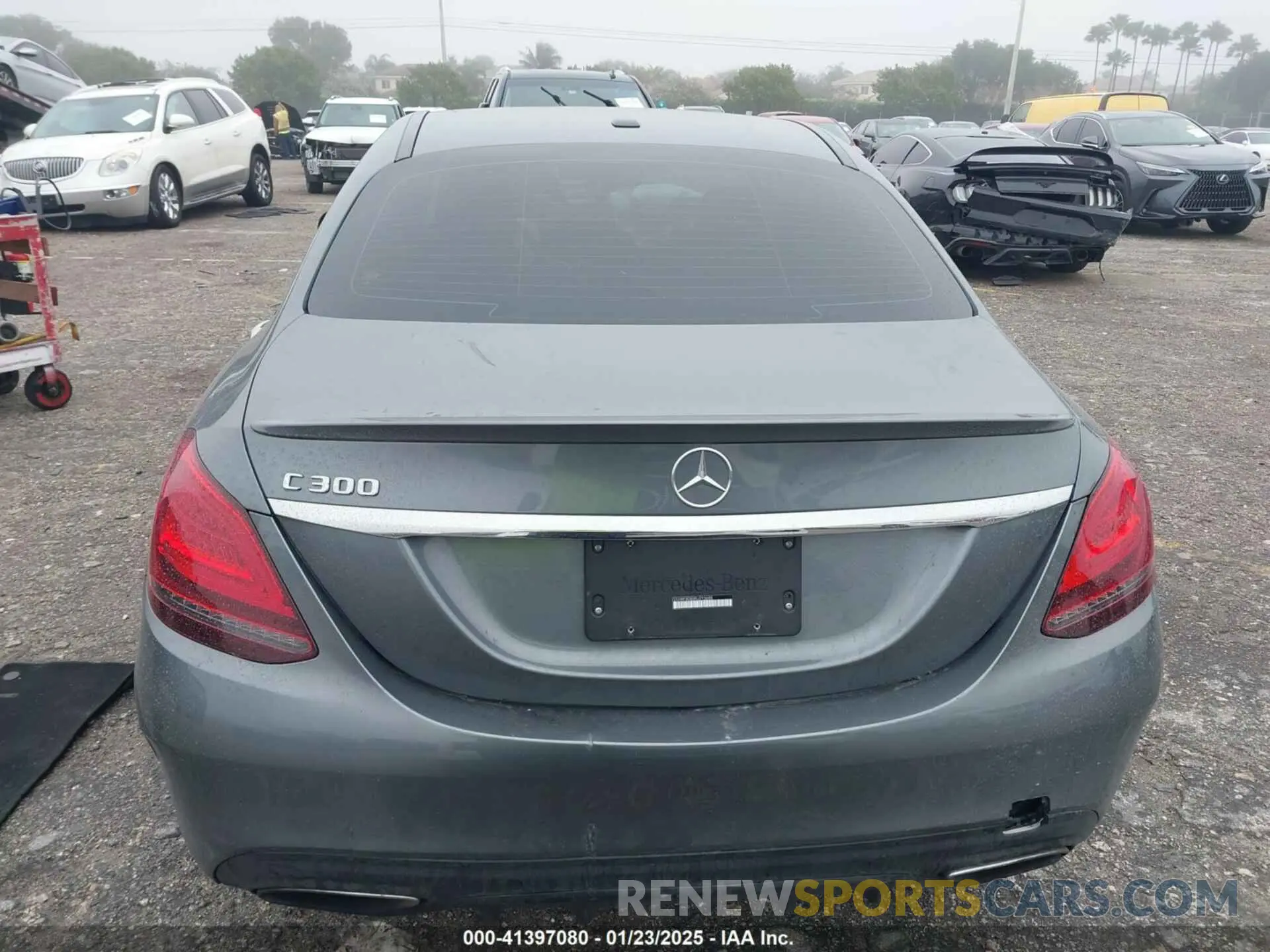 16 Фотография поврежденного автомобиля 55SWF8DB5KU293688 MERCEDES-BENZ C 300 2019