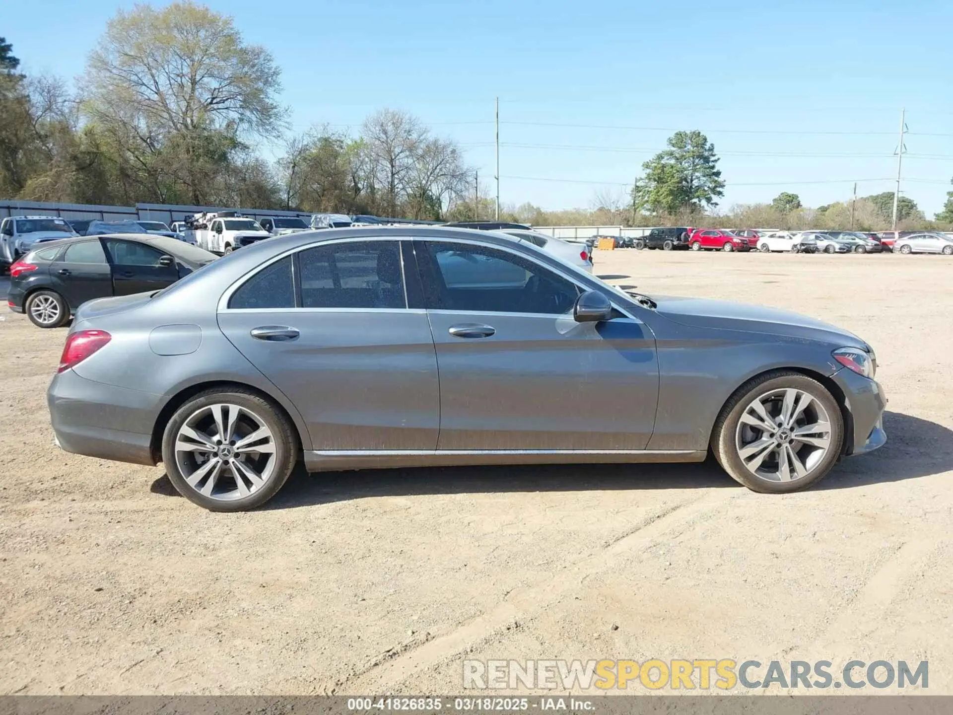 14 Photograph of a damaged car 55SWF8DB5KU293805 MERCEDES-BENZ C 300 2019