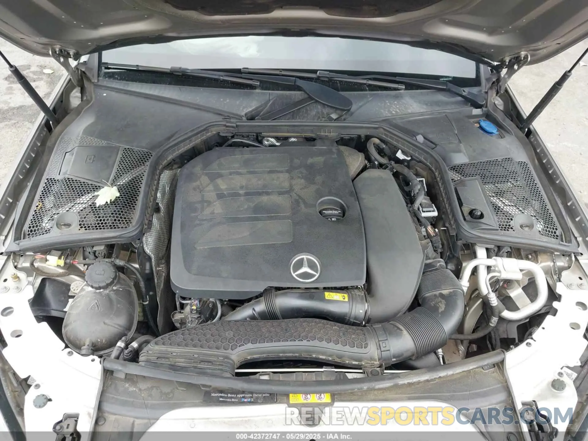 10 Photograph of a damaged car 55SWF8DB6KU311910 MERCEDES-BENZ C 300 2019