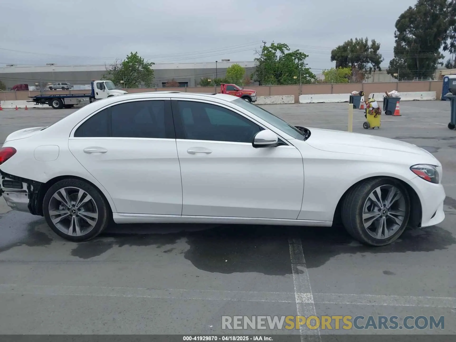 14 Фотография поврежденного автомобиля 55SWF8DB7KU299640 MERCEDES-BENZ C 300 2019