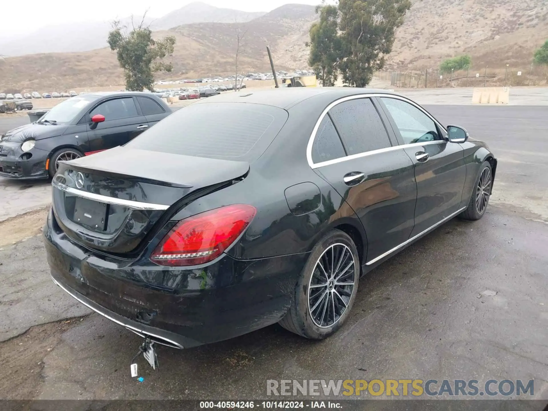 4 Фотография поврежденного автомобиля 55SWF8DB8KU296567 MERCEDES-BENZ C 300 2019