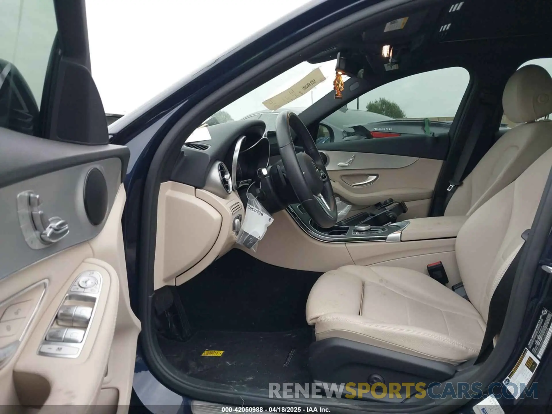 5 Фотография поврежденного автомобиля 55SWF8DB8KU304604 MERCEDES-BENZ C 300 2019