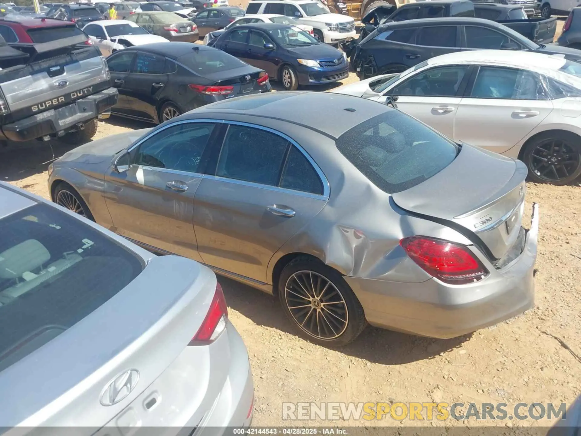 3 Фотография поврежденного автомобиля 55SWF8DB8KU308975 MERCEDES-BENZ C 300 2019