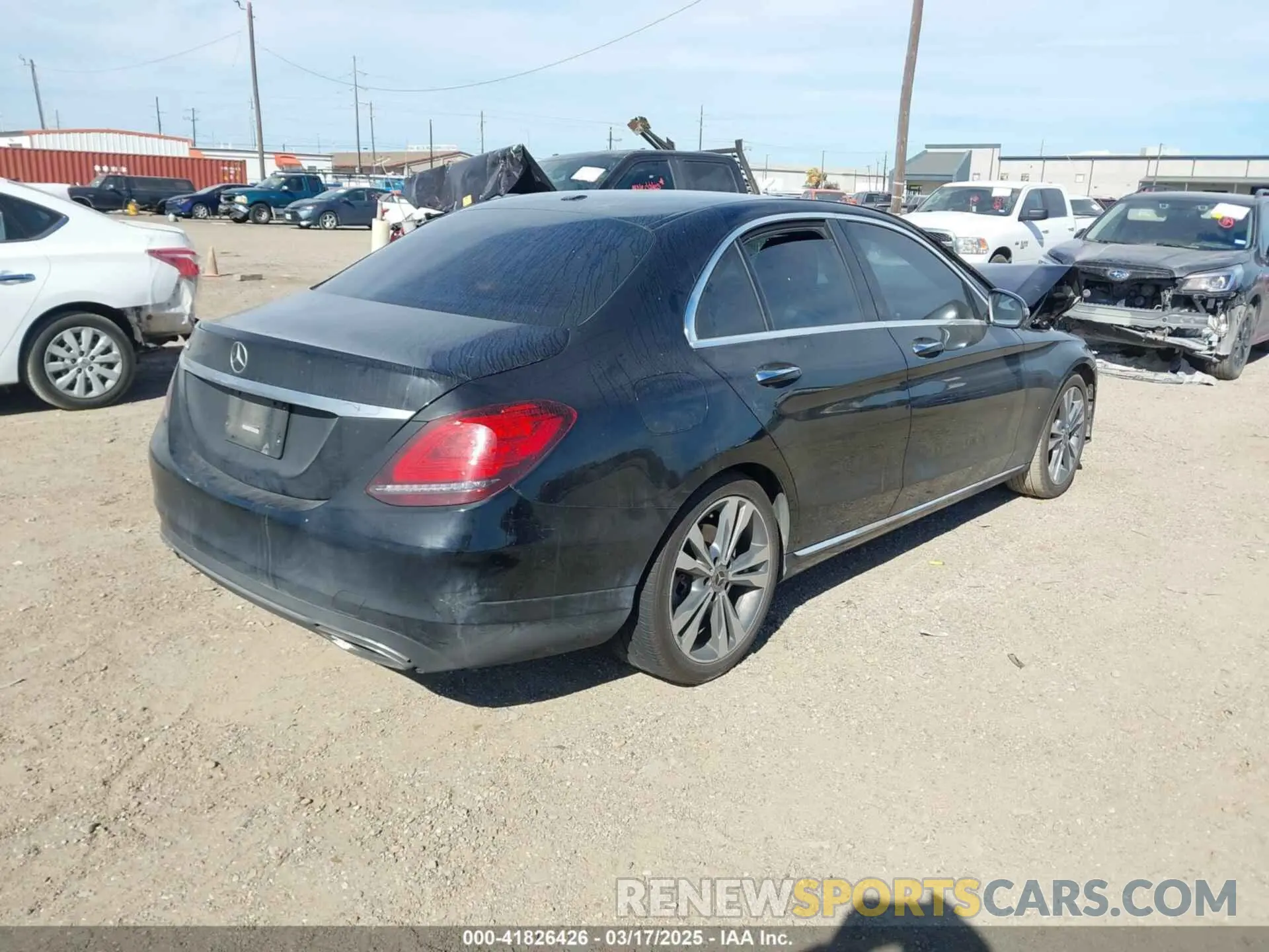 4 Photograph of a damaged car 55SWF8DB9KU300688 MERCEDES-BENZ C 300 2019