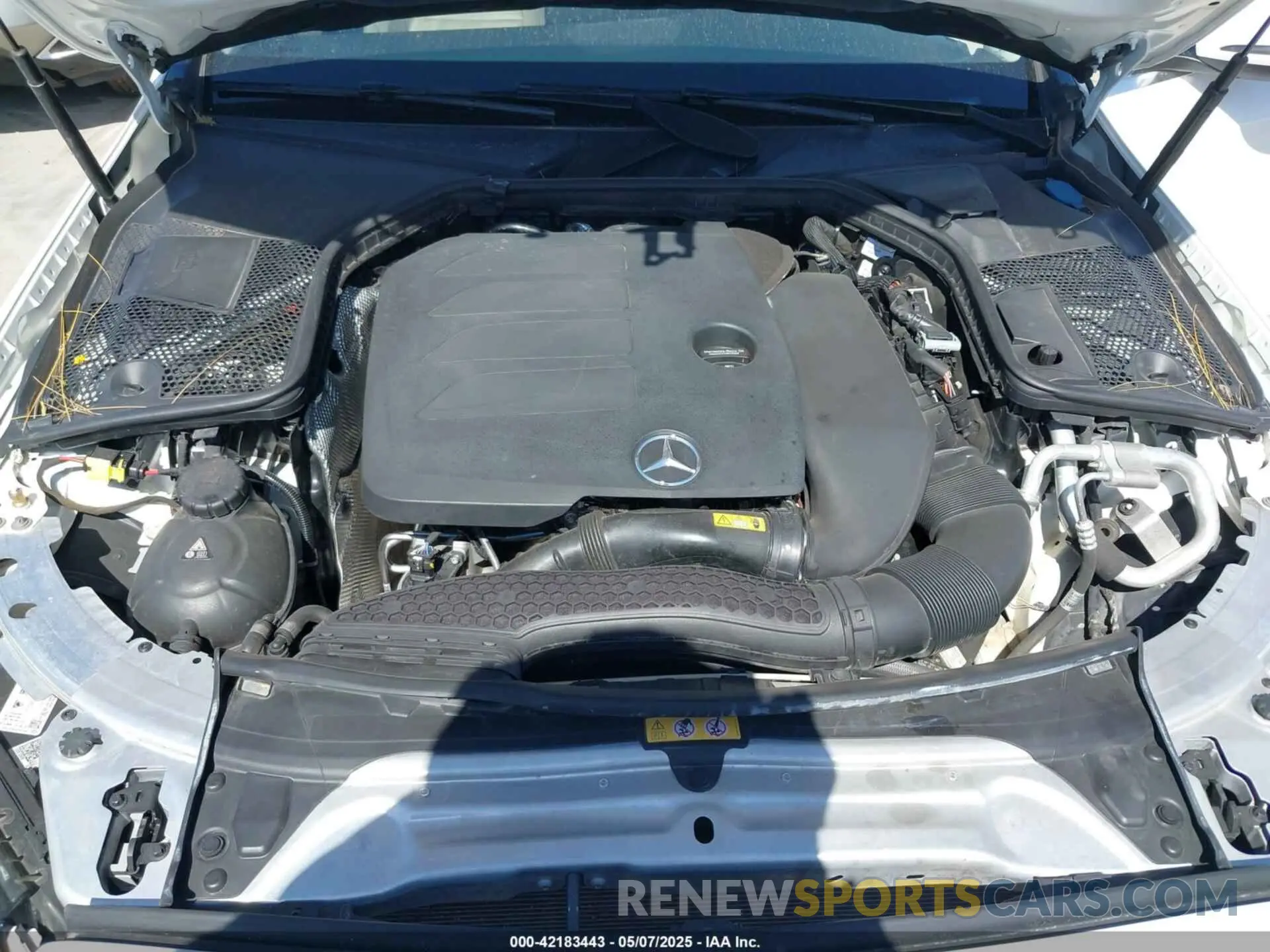 10 Photograph of a damaged car 55SWF8DBXKU298367 MERCEDES-BENZ C 300 2019
