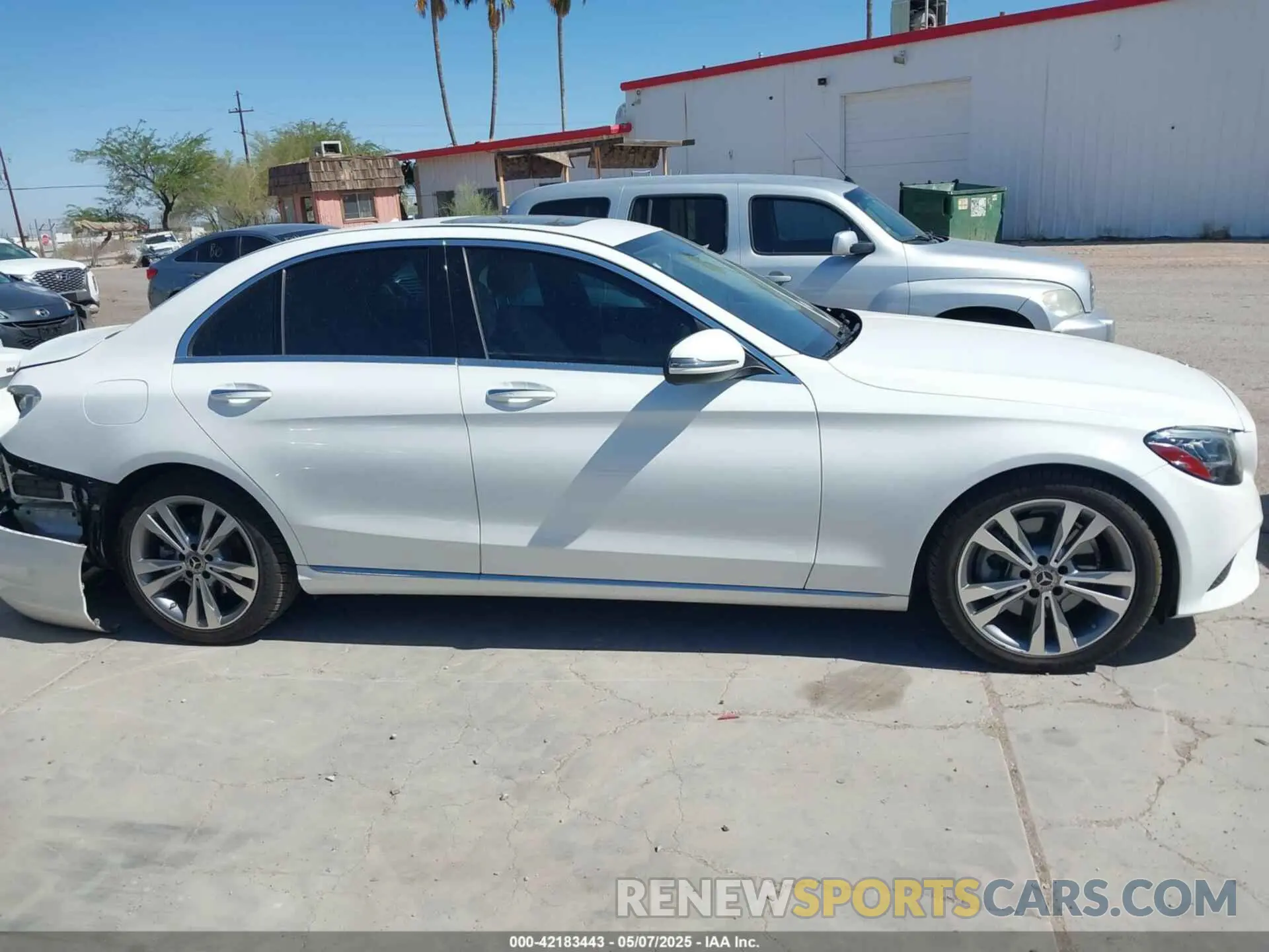 14 Photograph of a damaged car 55SWF8DBXKU298367 MERCEDES-BENZ C 300 2019