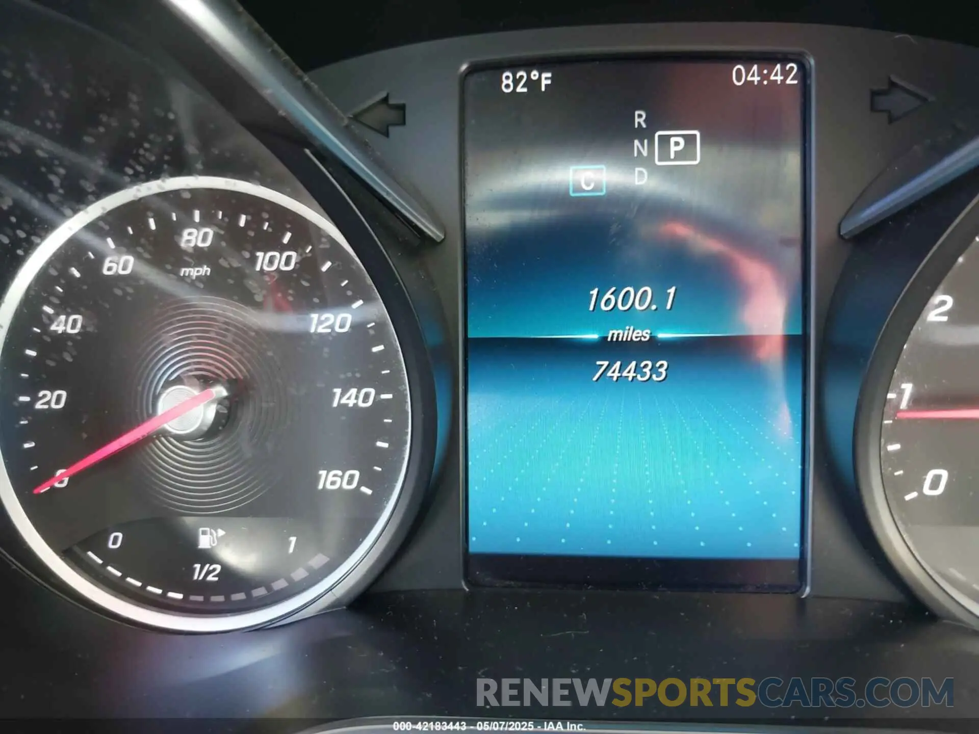 16 Photograph of a damaged car 55SWF8DBXKU298367 MERCEDES-BENZ C 300 2019