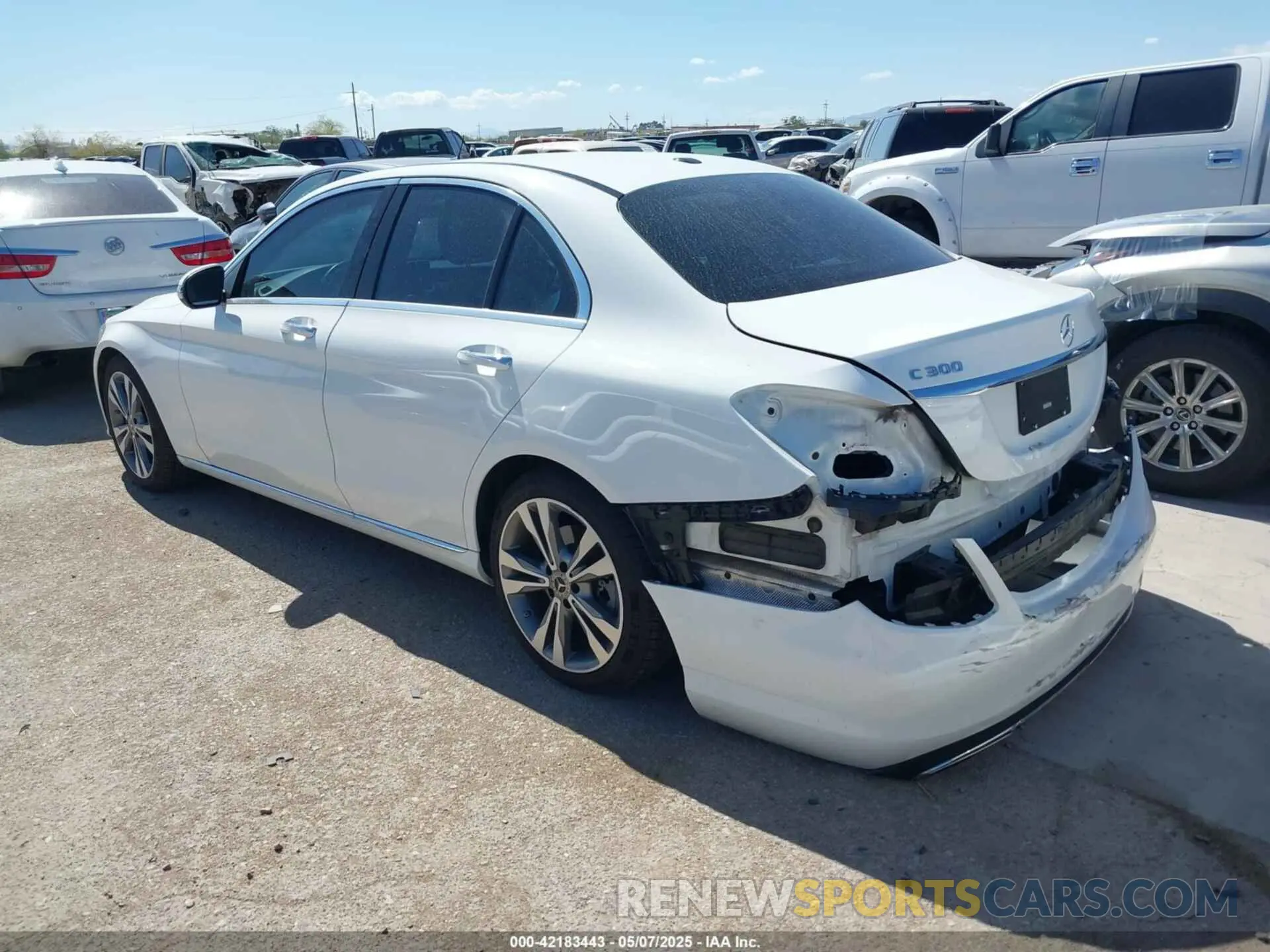 3 Photograph of a damaged car 55SWF8DBXKU298367 MERCEDES-BENZ C 300 2019