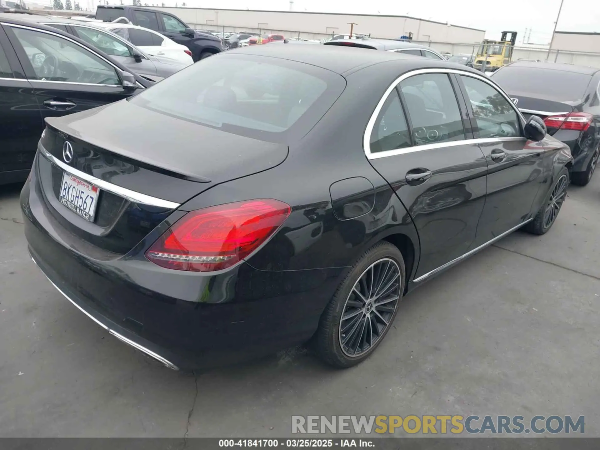 4 Фотография поврежденного автомобиля 55SWF8DBXKU303017 MERCEDES-BENZ C 300 2019