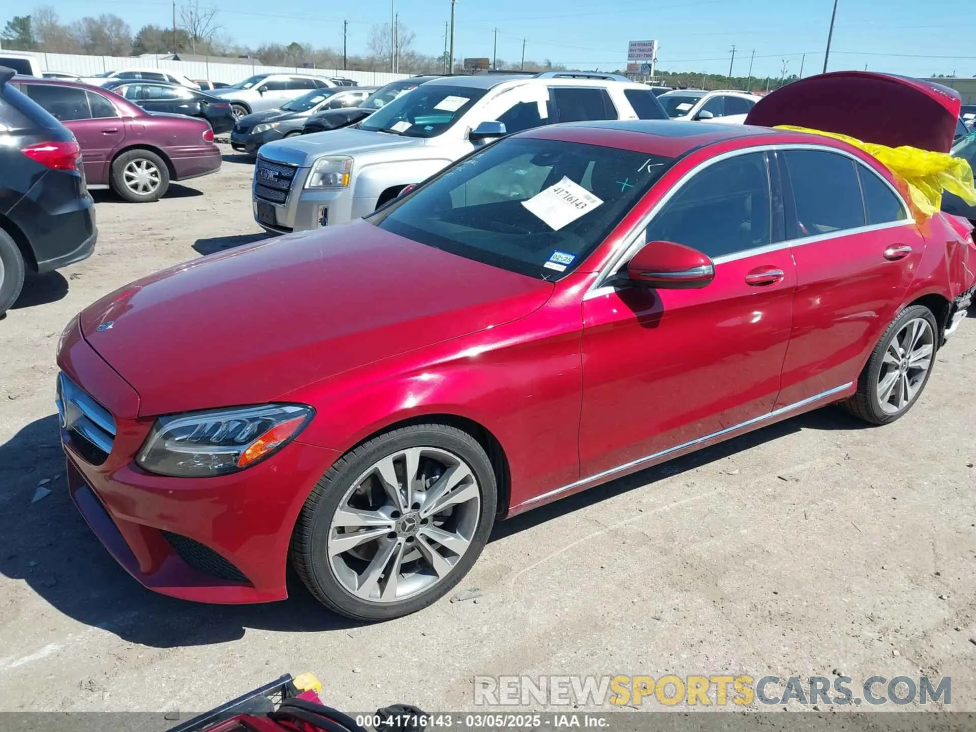 2 Photograph of a damaged car 55SWF8DBXKU310078 MERCEDES-BENZ C 300 2019